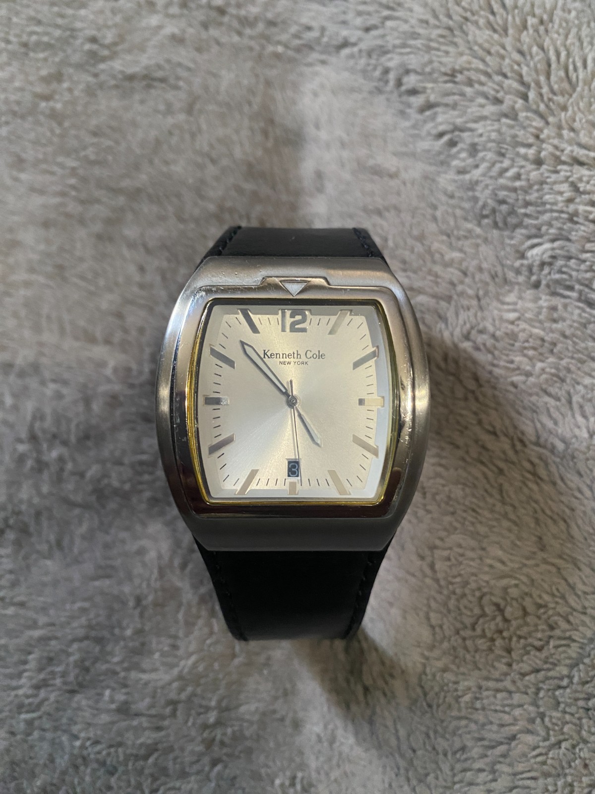 Kenneth Cole New York Mens Watch KC1214 P93-03 Silver Dial Black Leather Strap
