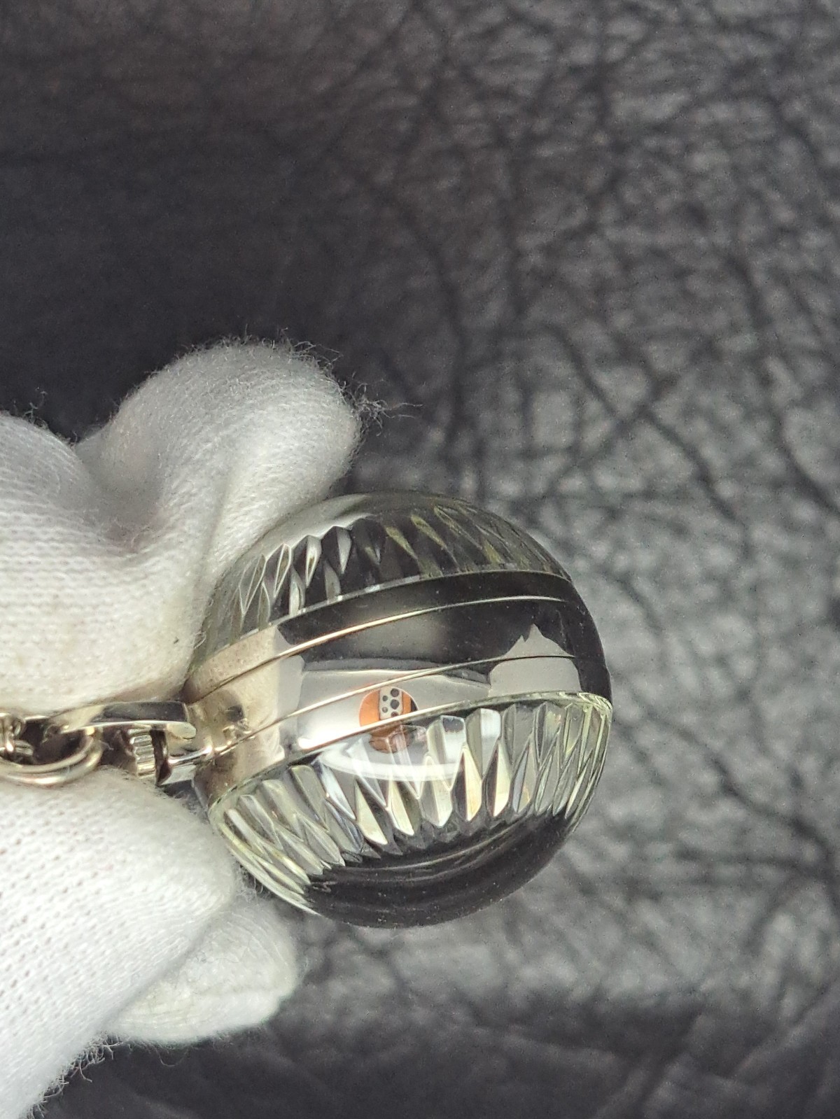 Vintage Seiko ORB GLOBE WATCH NECKLACE 17j SPHERE BLUE 21-0400 VISIBLE MOVEMENT