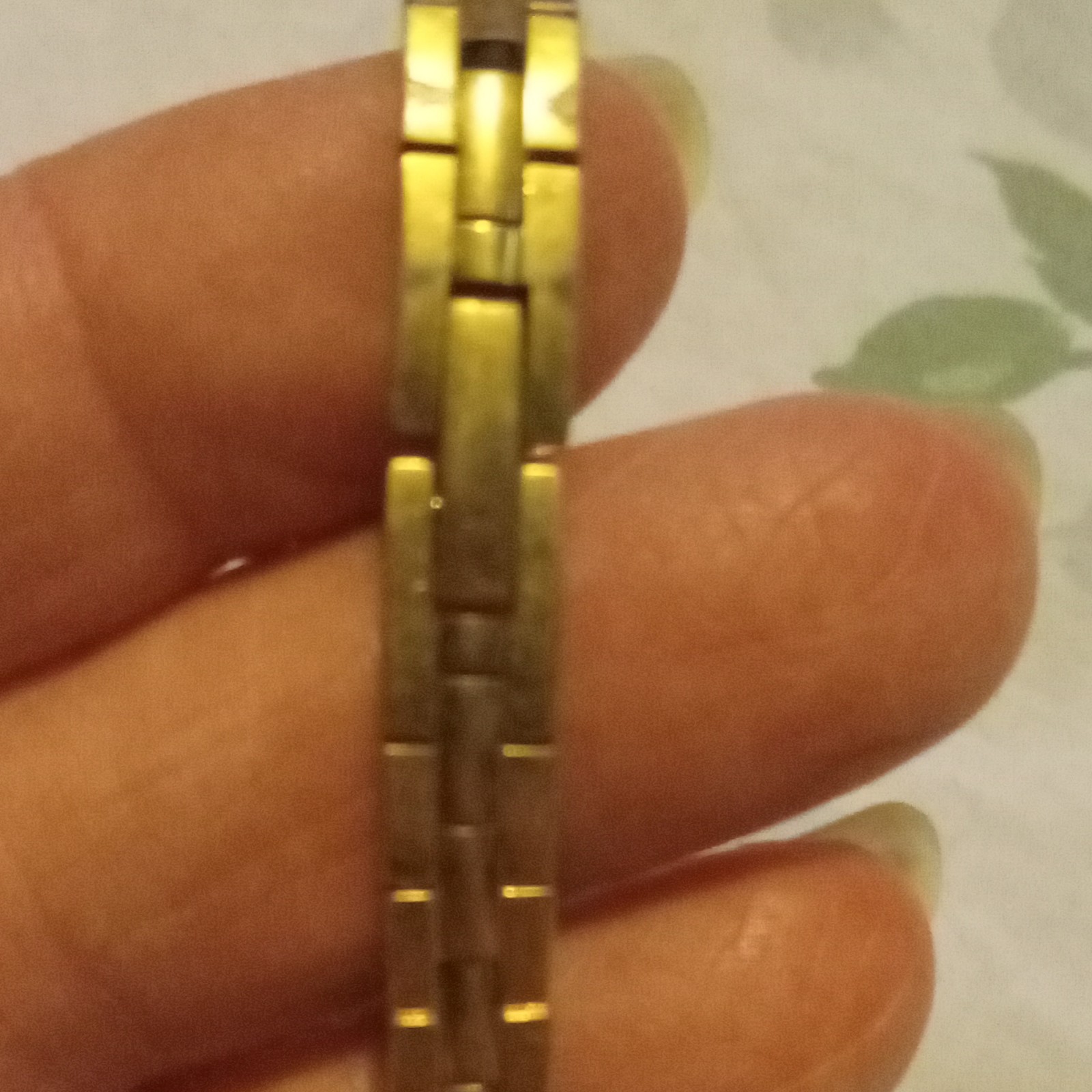Pulsar Womens Dress Oval Analog Quartz Gold Tone Metal Bracelet Watch