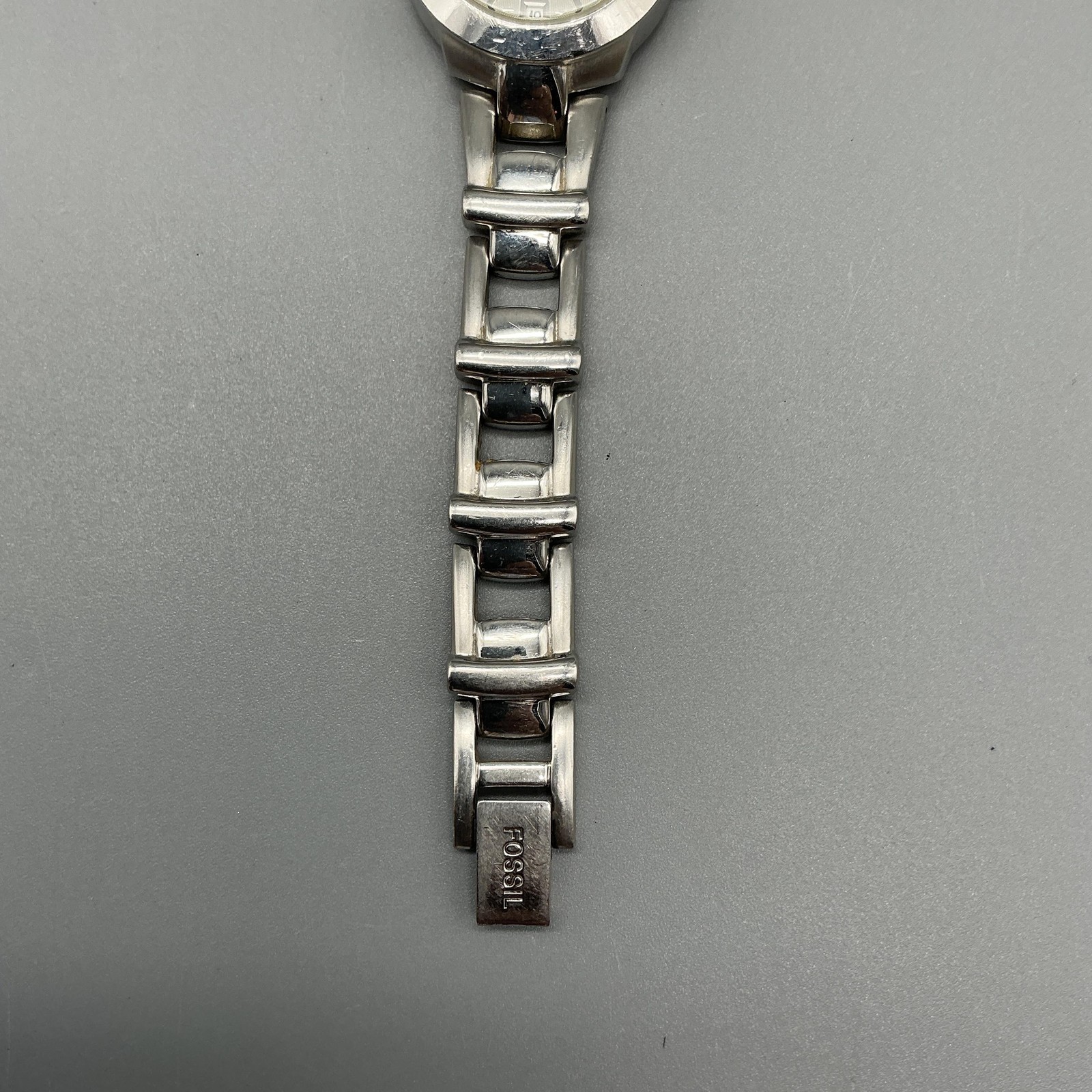 Fossil F2 Womens Watch 23mm Silver Dial Stainless Date ES-1006 New Battery 6″