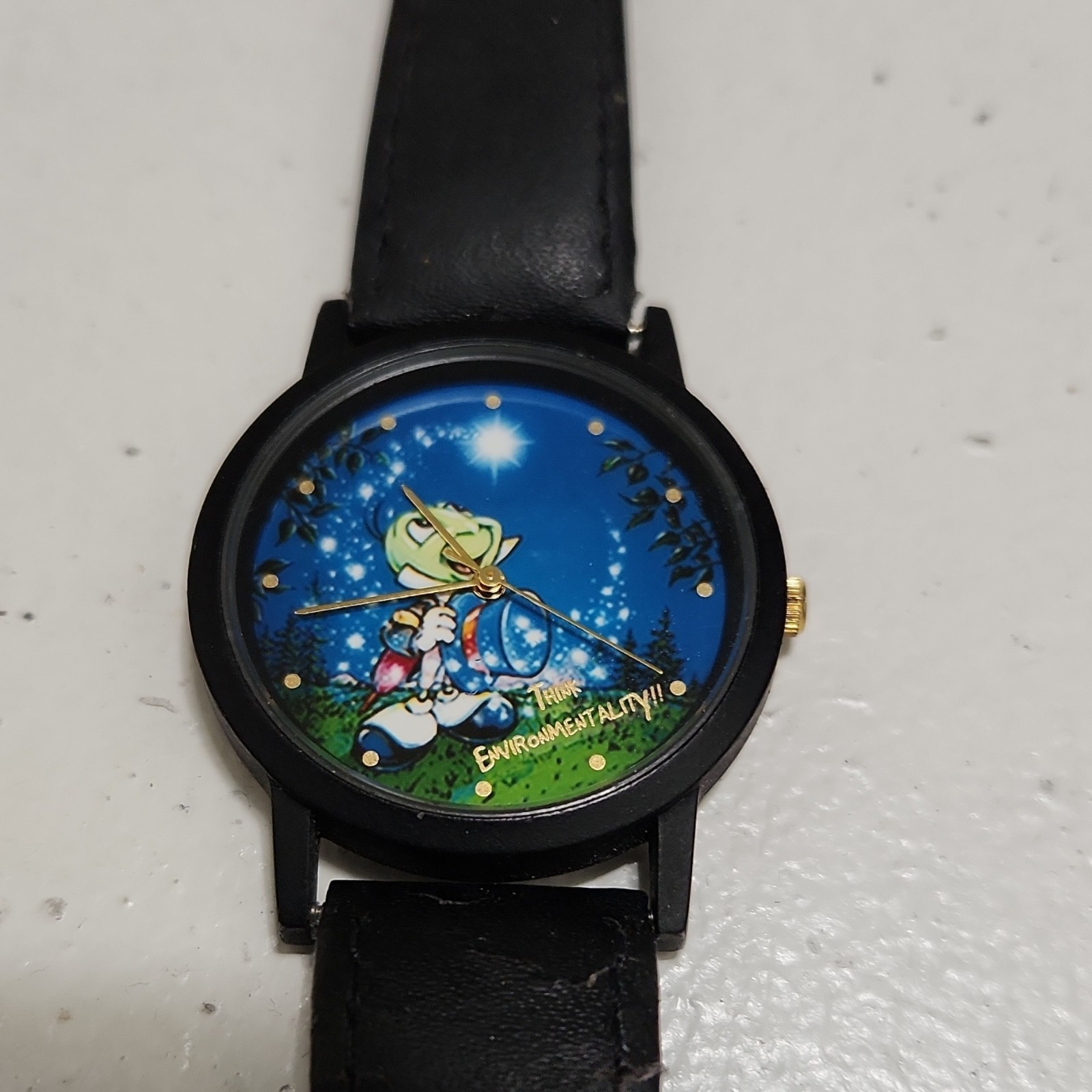 Disney «Think Environmentally» Cartoon Quartz Analog Black Leather 10m Watch