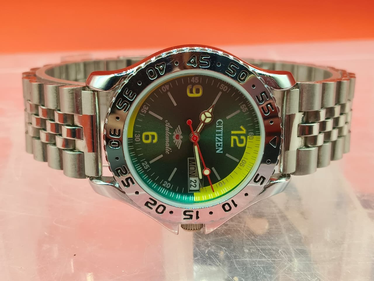Automatic 8200 21Jewels Restored Dial Green DayDate Mens Japan Watch Vintage 59
