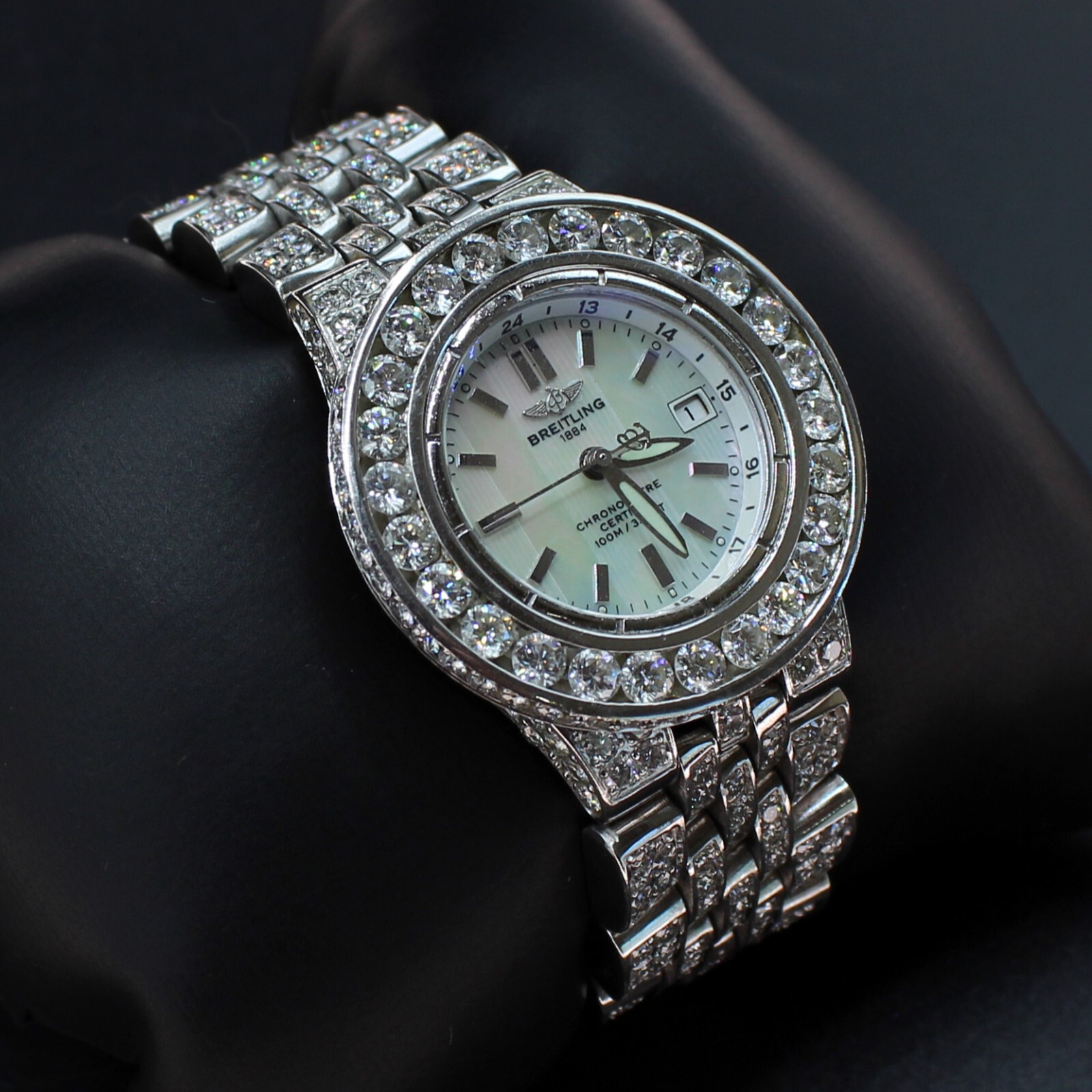 21 CARAT BUST DOWN BREITLING STARLINER WHITE MOTHER OF PEARL DIAL DIAMOND WATCH!