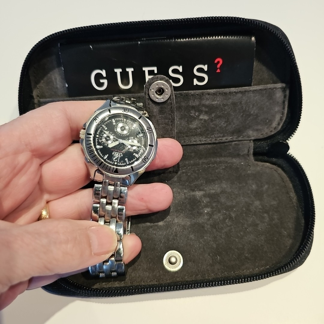 Guess Waterpro 50M/165 Feet Water-resistant Silver Watch 3 Eye Chronograph