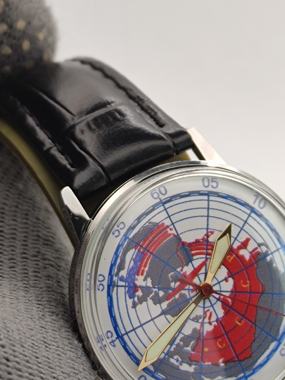 Vintage RAKETA watch 2609 First flight through north pole Chkalov dial Soviet