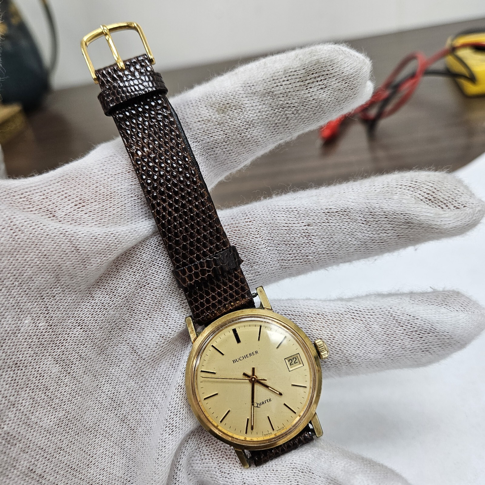 Vintage Bucherer Golden Date Dial Quartz Gold Tone Men’s Wrist Watch New Battery