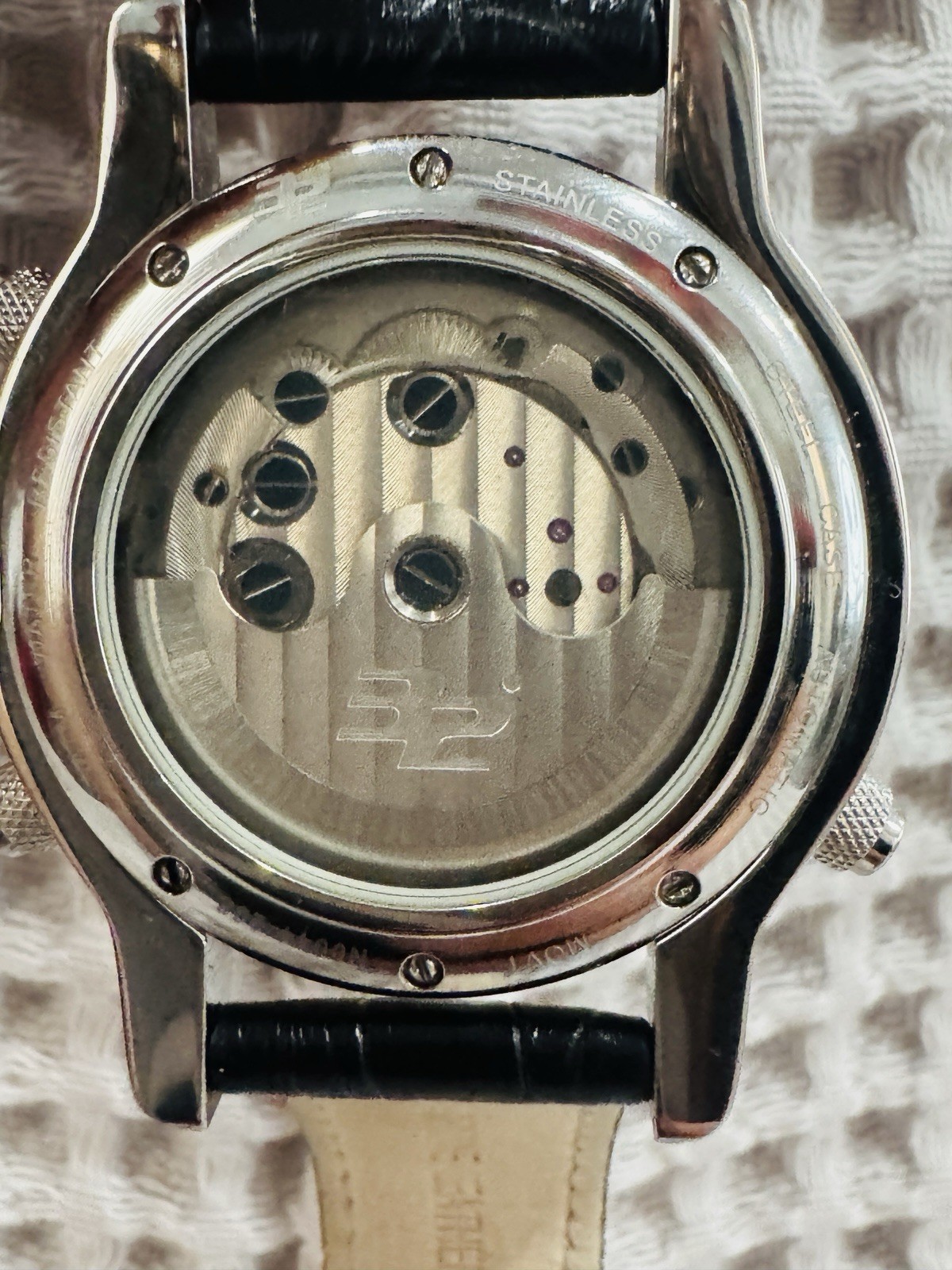 32 Degrees Automatic Mens Watch Open Heart Day Date 10ATM N0044-098