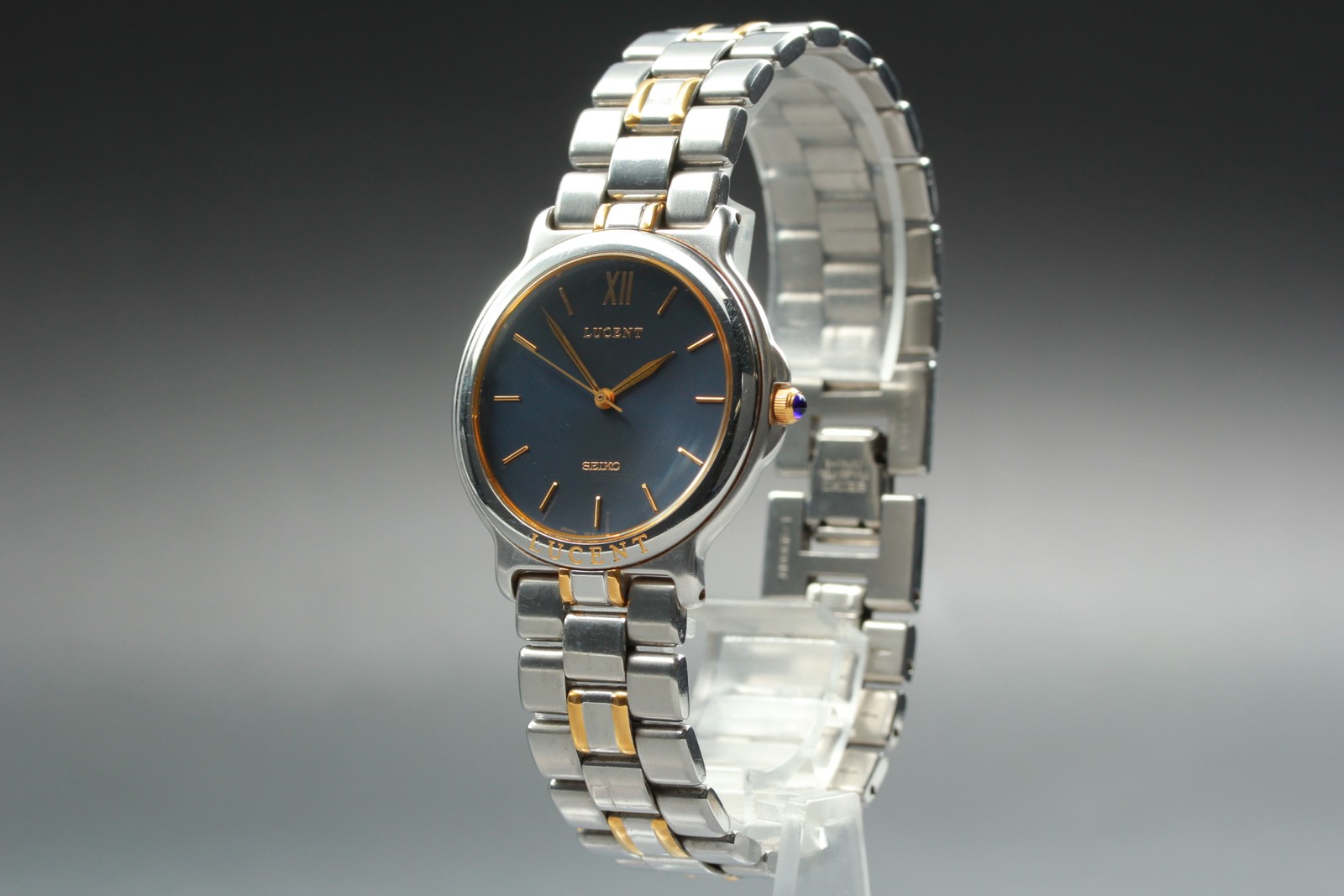 Vintage 1993 Seiko Lucent 5E21-6B80 Blue Roman Quartz Mens Watch From JAPAN