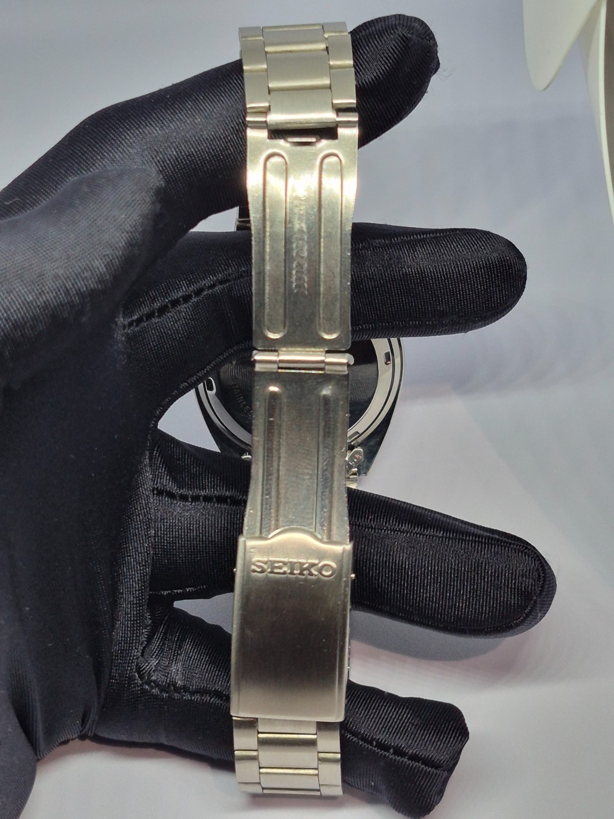 Vintage Seiko 5 Automatic Men’s Wristwatch – Classic Japanese Timepiece