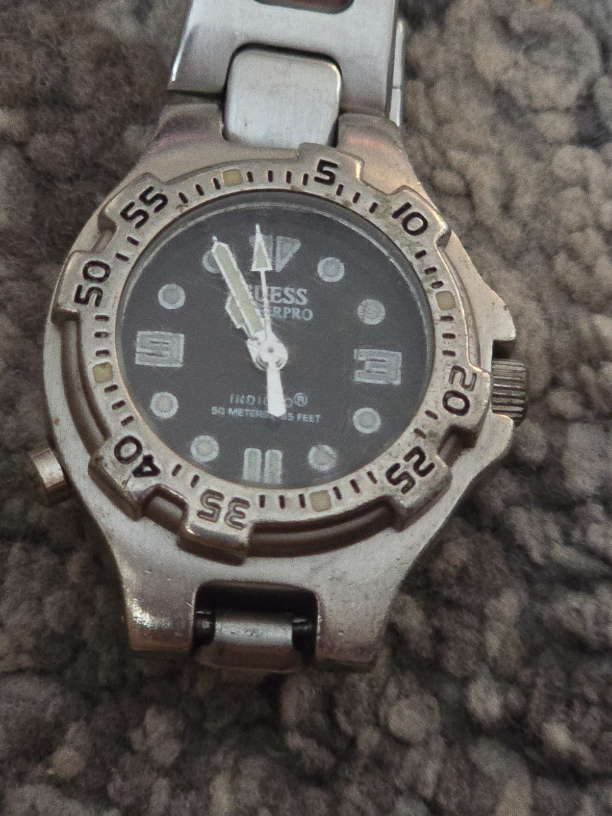Guess waterpro 50 hotsell meters 165 feet 1996 1600×1600 Classic Rehabilitatio