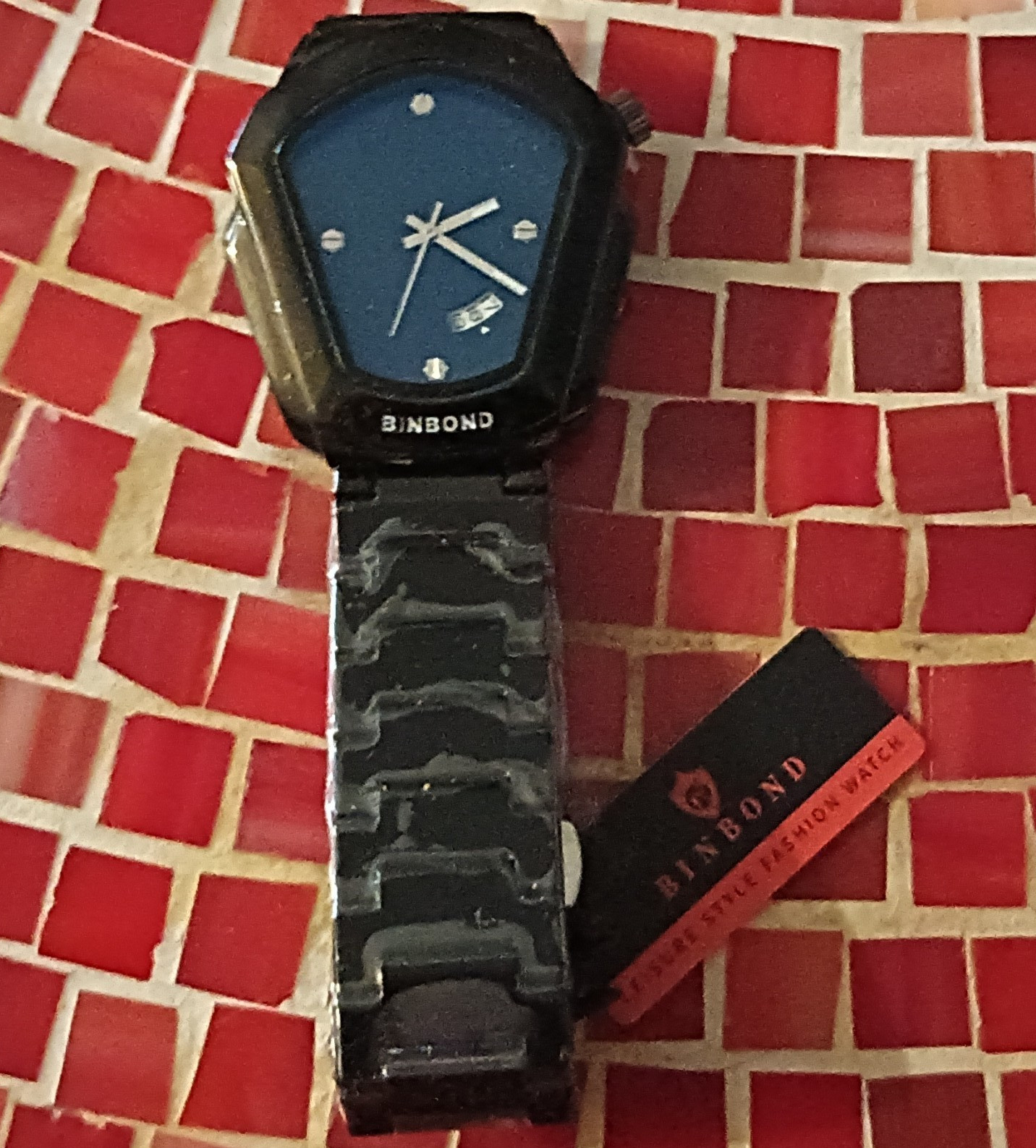 BINBOND Tonneau Quartz Analog Wristwatch Date Blue Dial Black Steel Bracelet