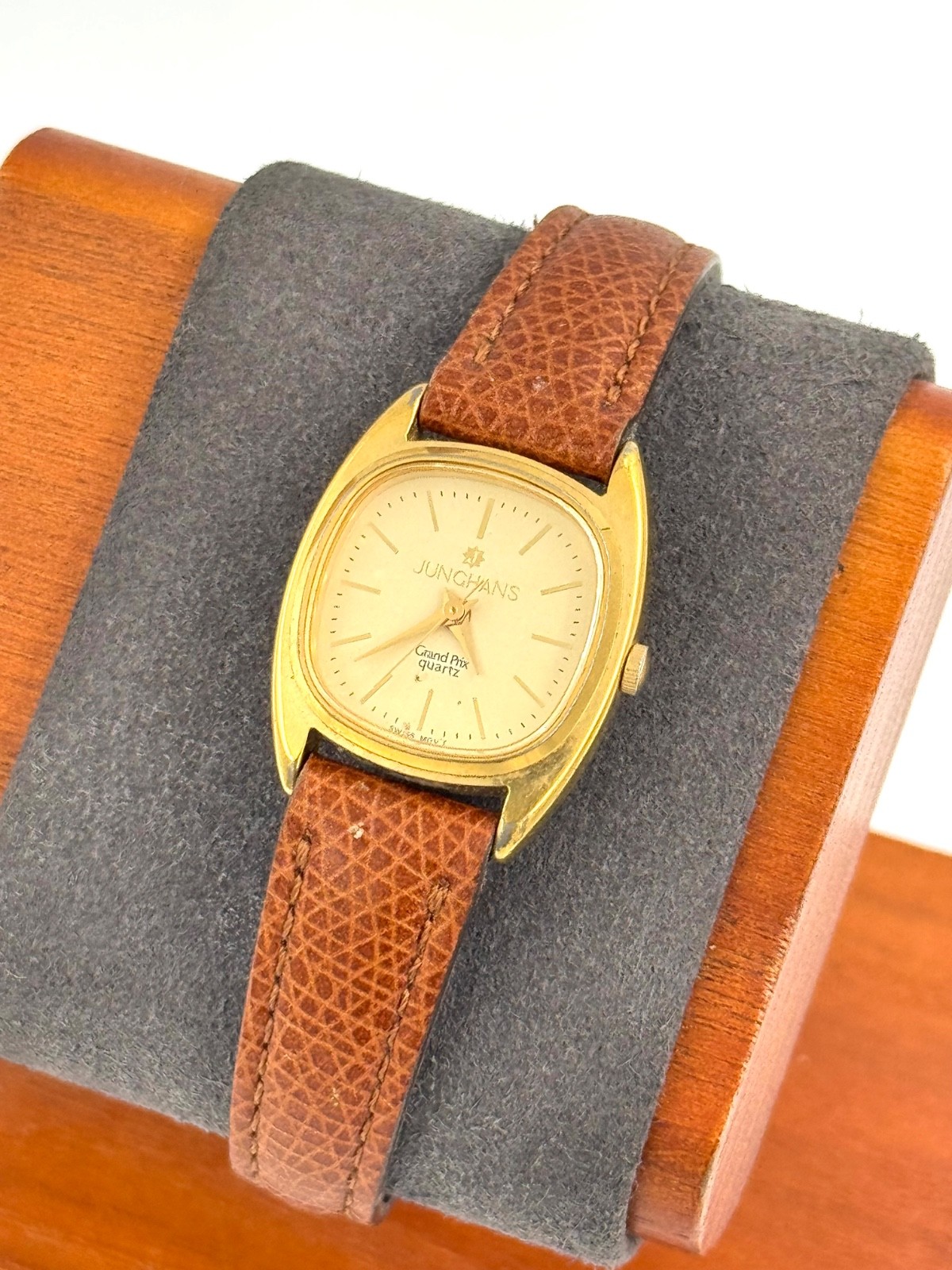vintage junghans grand prix 20mm Women Quartz Watch EWJG-11014 New Battery -f838