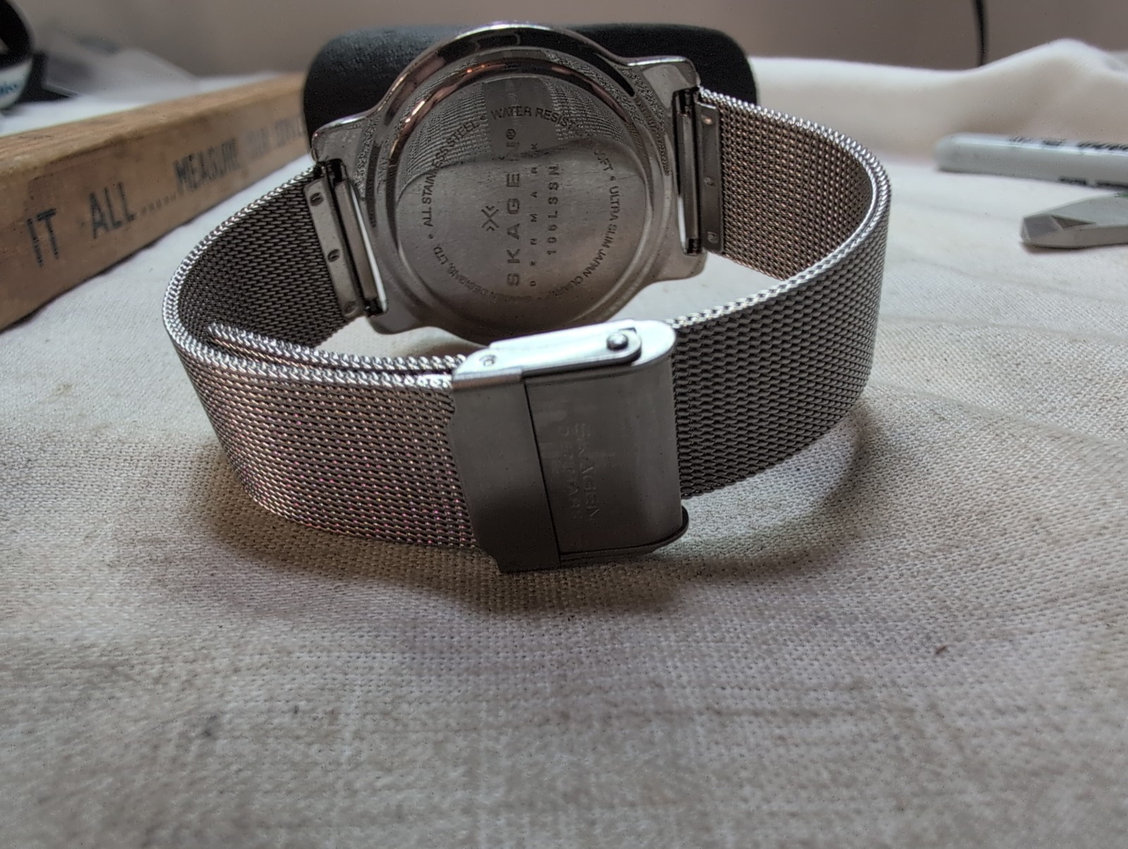 Skagen Denmark Ladies Silver & Dark Blue Wrist Watch – 106LSSN 34mm