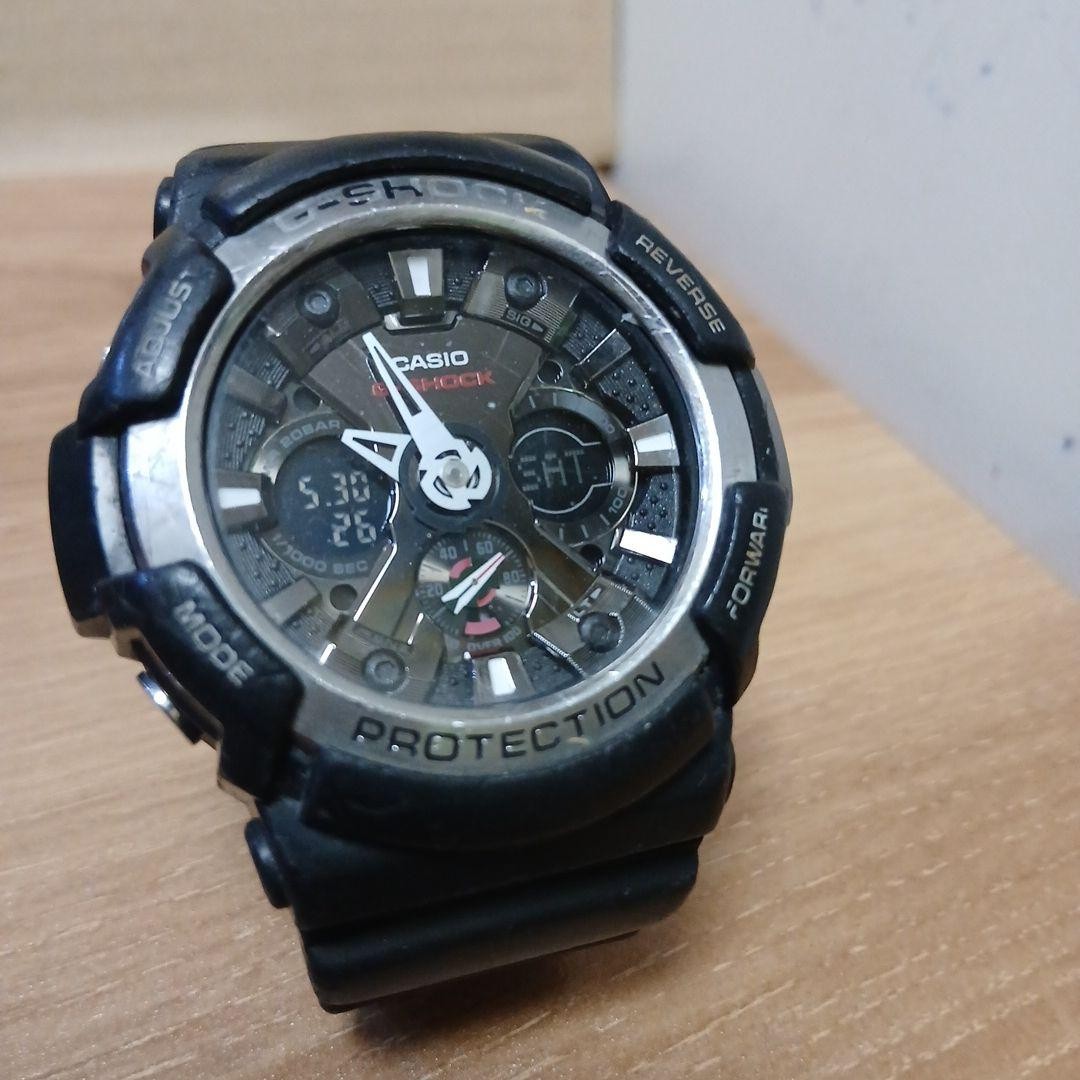 GA-200 CASIO G-SHOCK Men’s Digital-Analog Black Watch Big