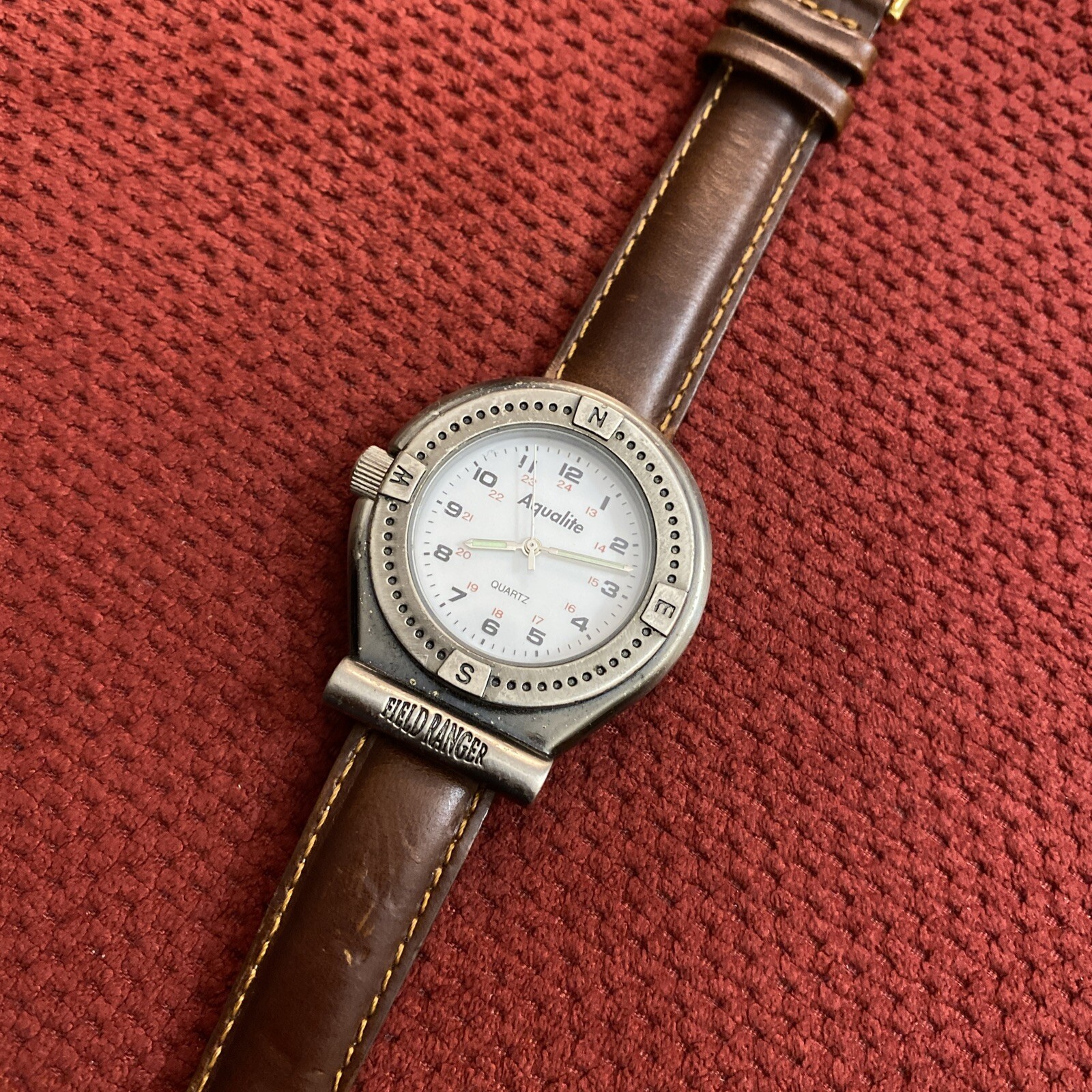 AQUALITE Men’s Watch. Right Handed Wrist Watch.