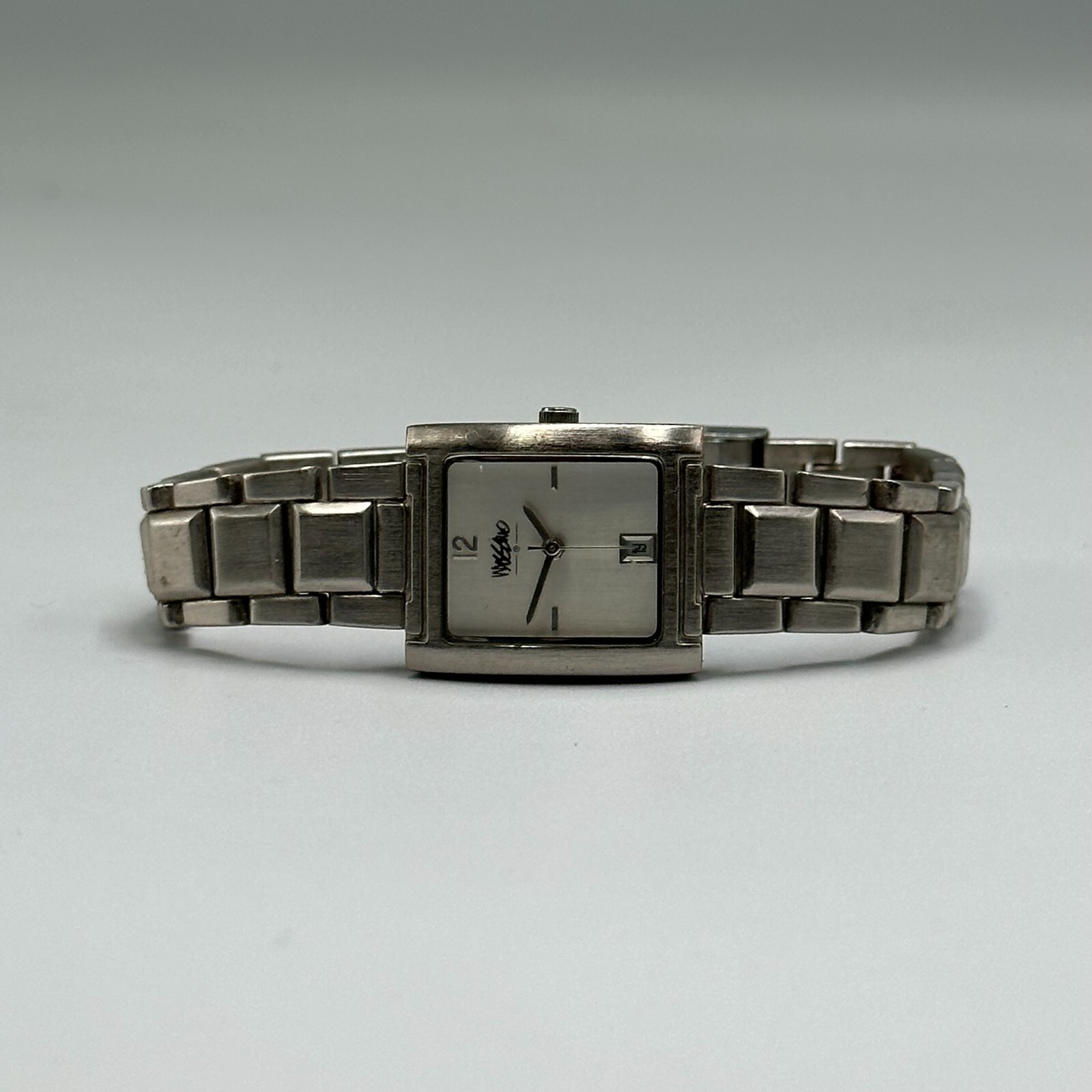 Mossimo Watch Women Silver Tone Rectangle Case Date Window New Battery 7.5″