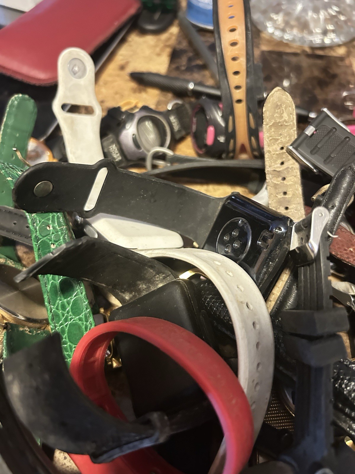 Men and Women Watch Lot of 65. Various Brands. Metal and Plastic Untested As Is