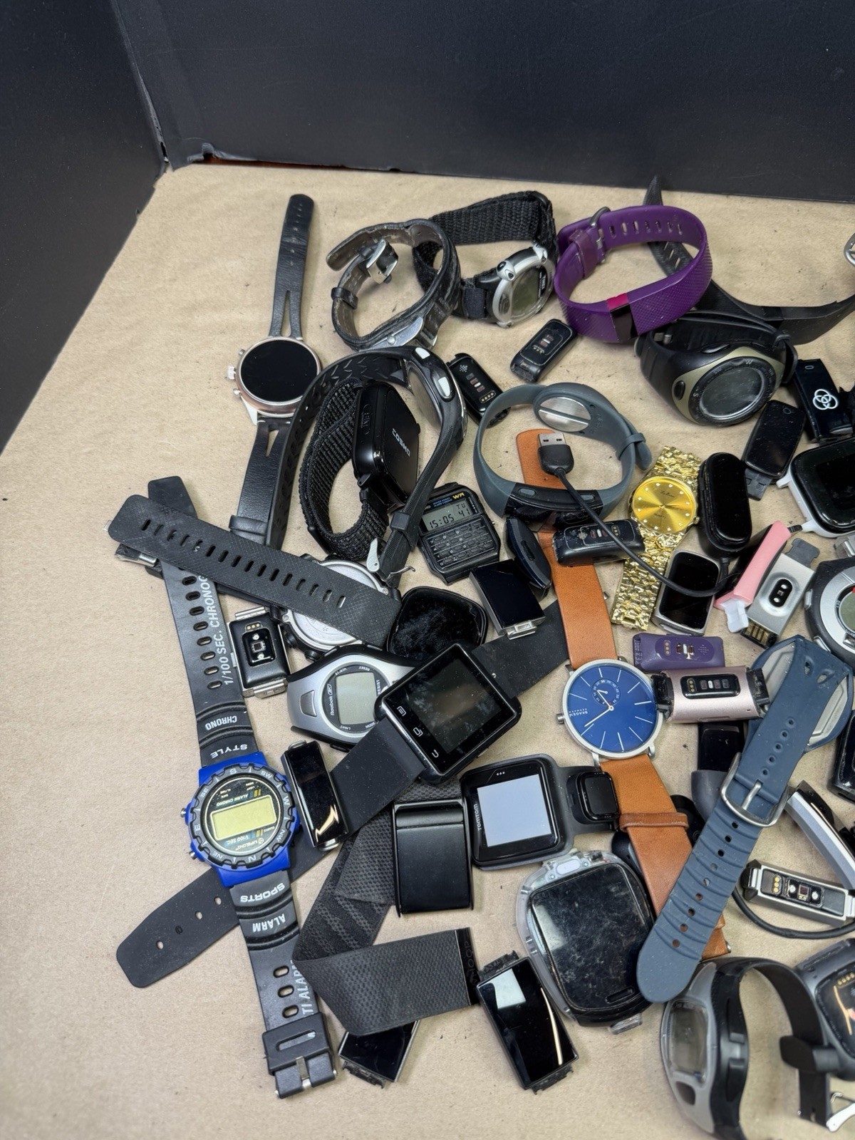 Big Lot-74 Digital Watch Lot Mix UNTESTED Ships Fast !