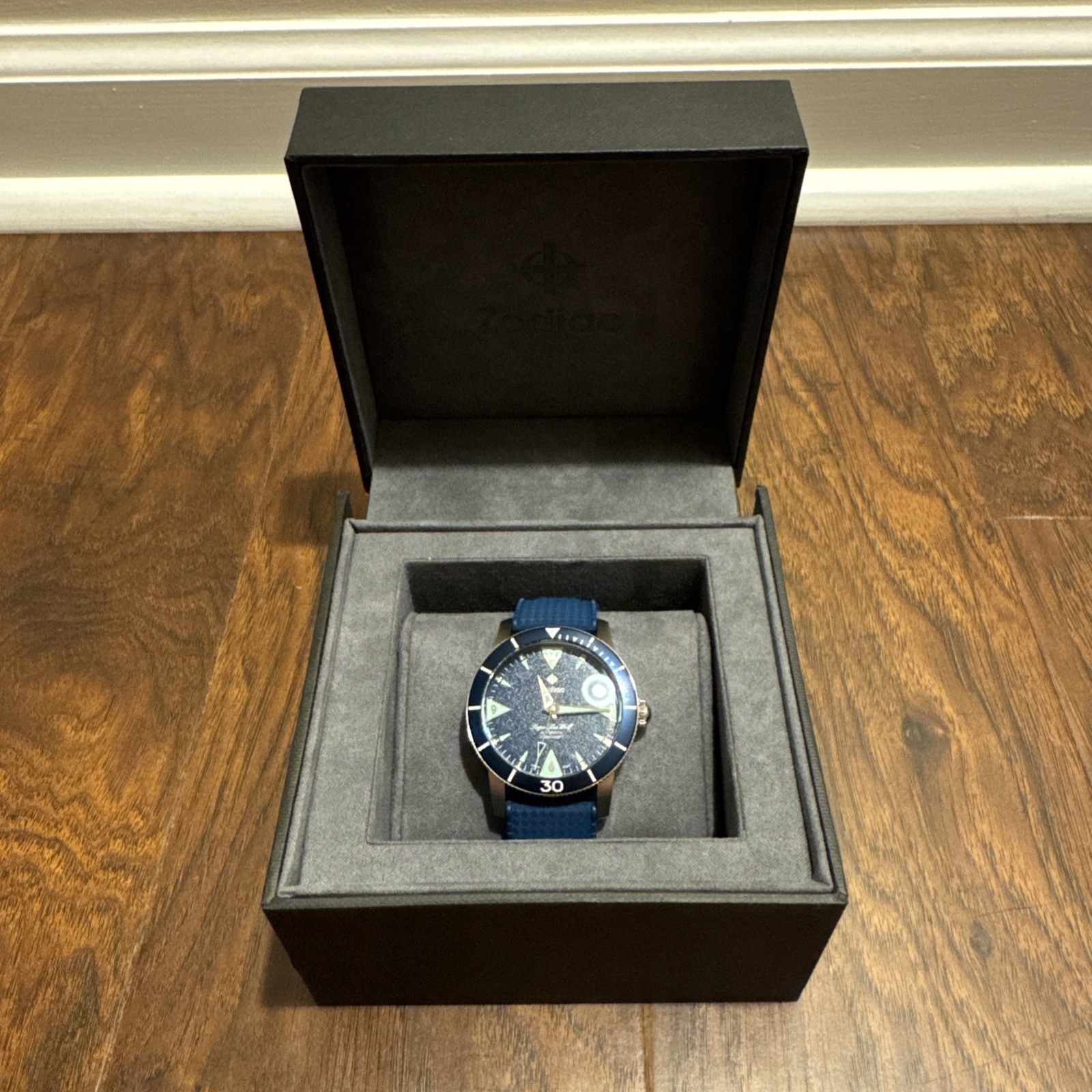 Zodiac Super Sea Wolf Skin Diver Automatic Blue Dial Rubber Strap Watch ZO9217