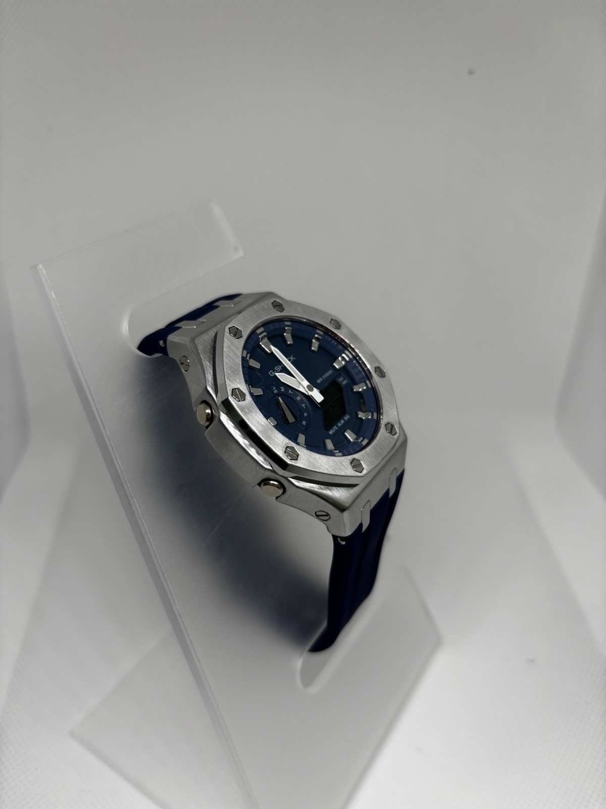 G-SHOCK GM-2100 40-43.9mm Quartz Blue Dial Silver Case. Custom