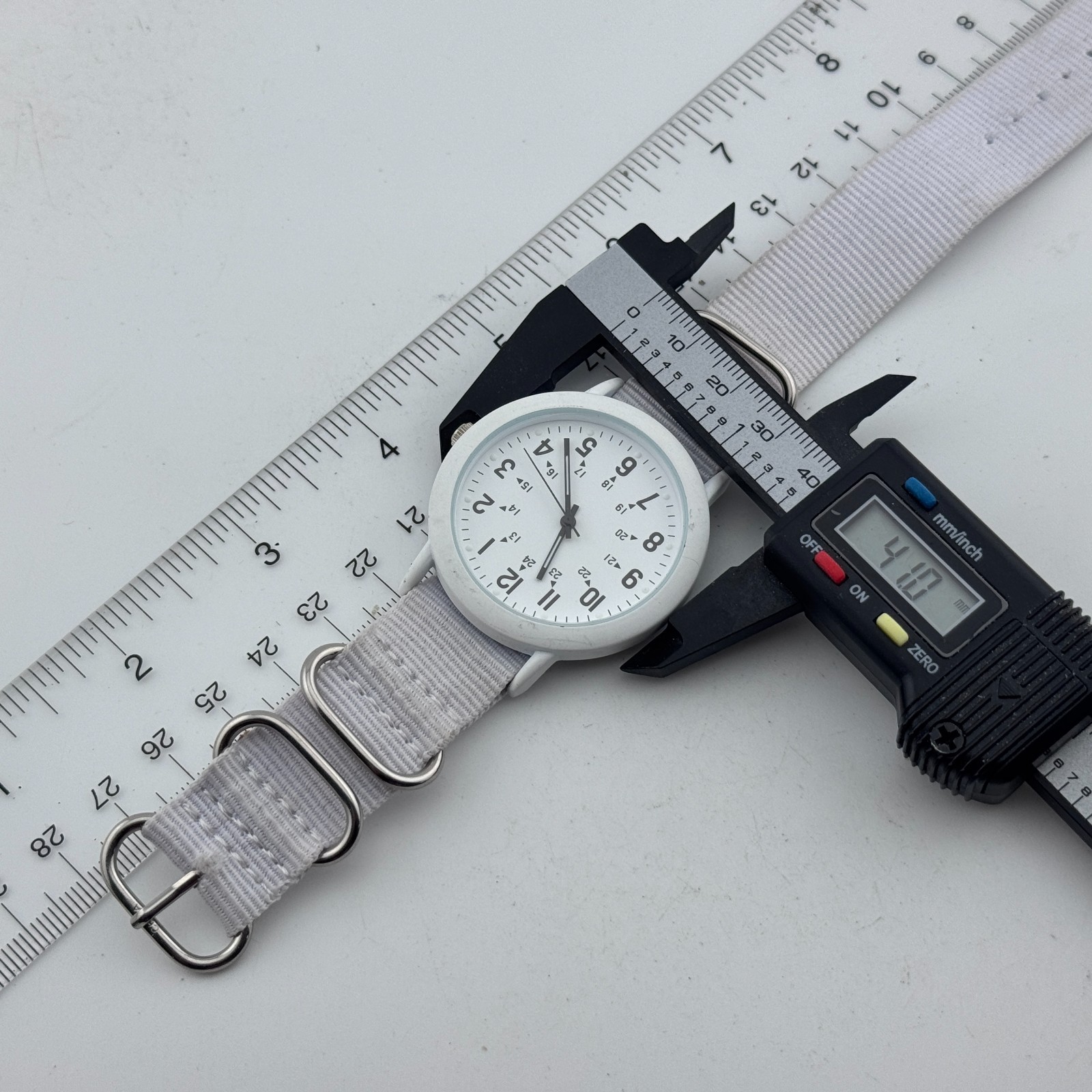 FMD Xhilaration Quartz Watch Men 41mm White Military Dial Japan Analog New Batte