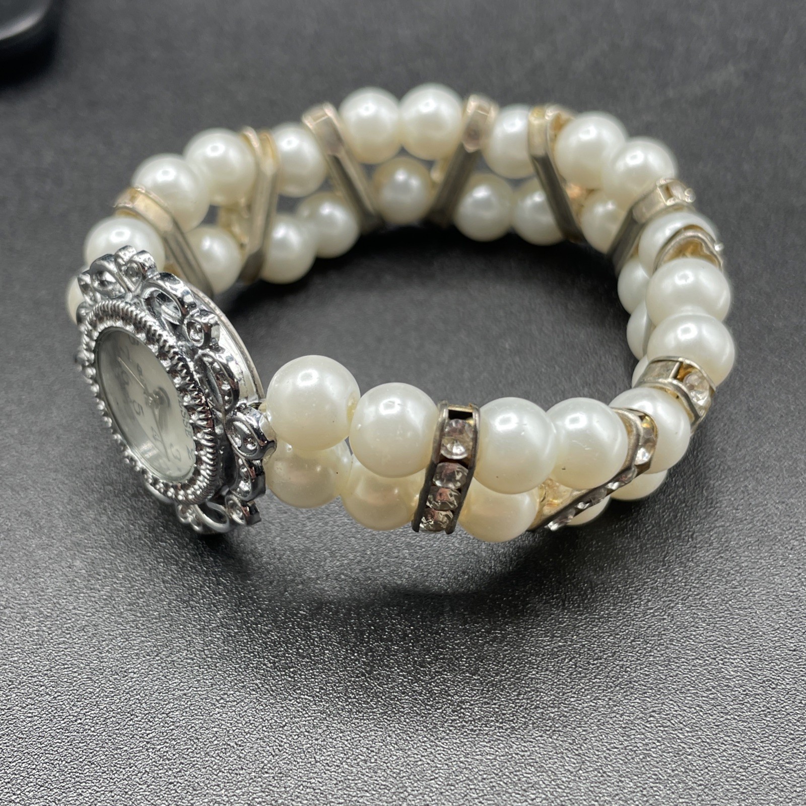 Finesse Women’s Quartz Bracelet Watch Pearl Beaded Rhinestone Stretch, Needs Bat