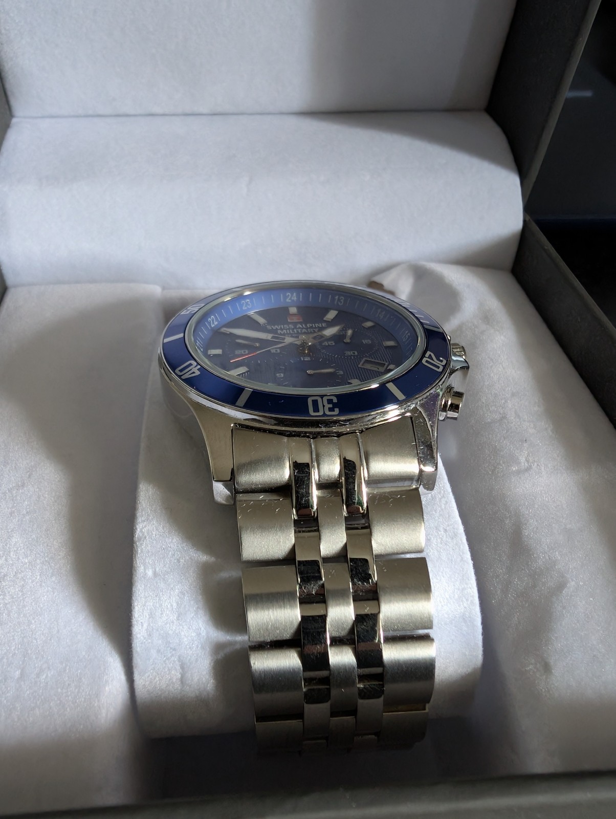 Swiss Alpine Military Cruiser SAM7024.9135 Man Quartz Watch
