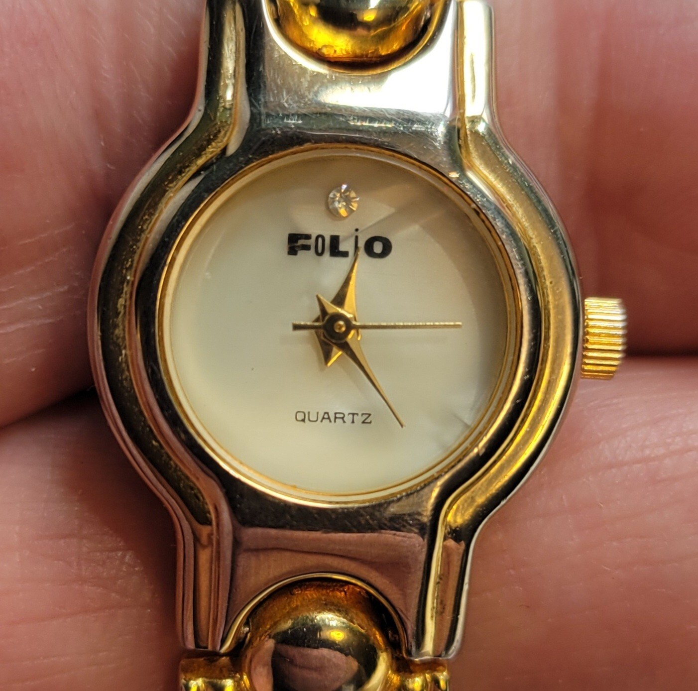 Folio Quartz Womens Watch Gold Tone 7.5in Band 21mm Case New Battery Runs Great