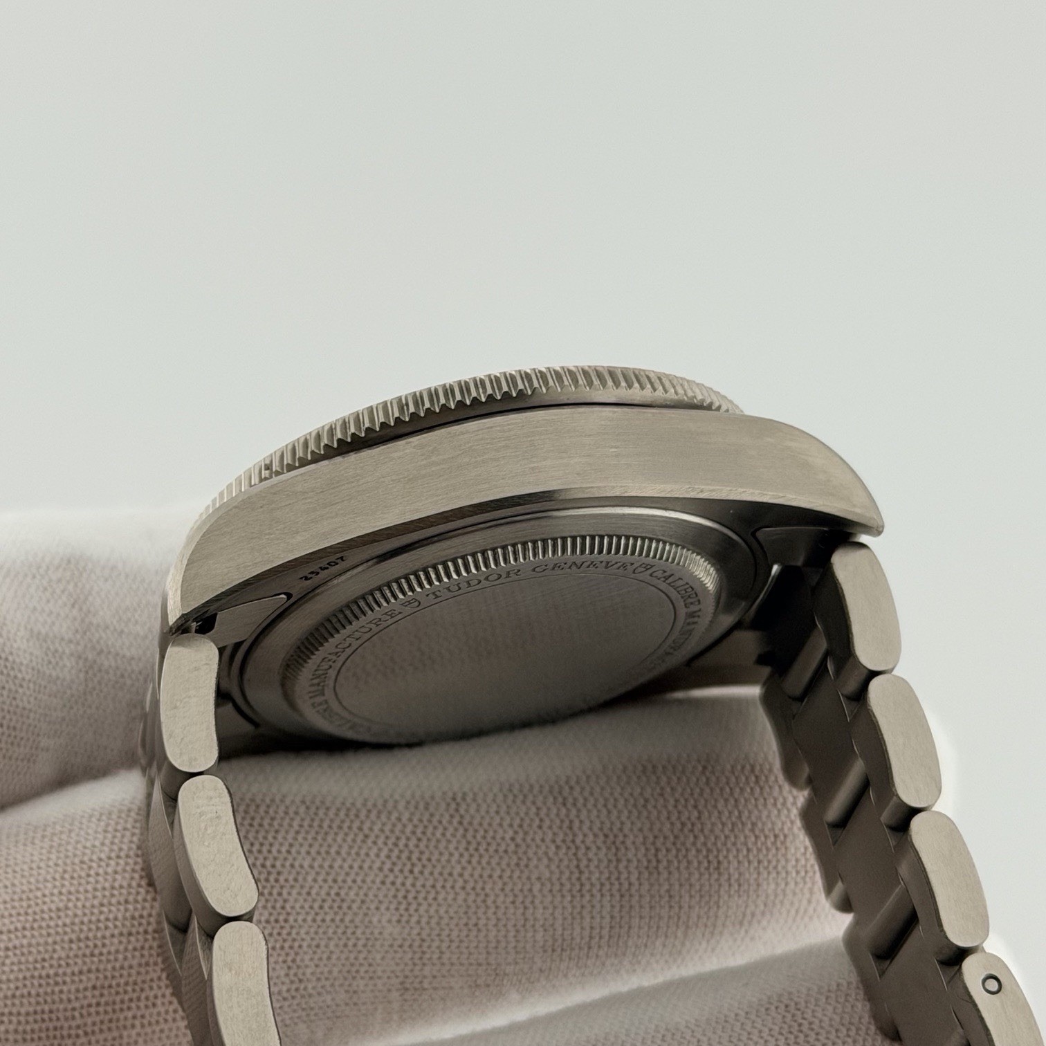 2025 Tudor Pelagos 25407N 39mm Black Dial Black Bezel Titanium Box Paper