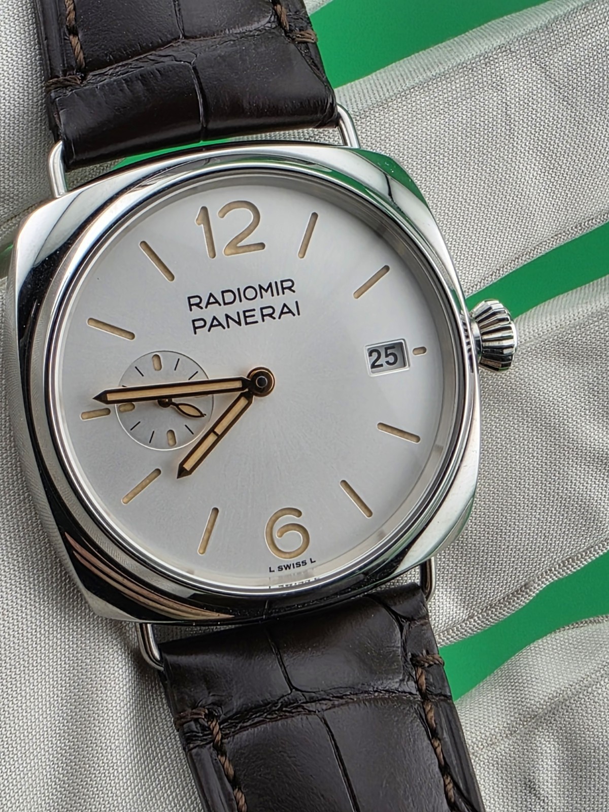 PANERAI PAM01292 Radiomir Quaranta 40m WATCH white Dial Automatic B & P 2023.