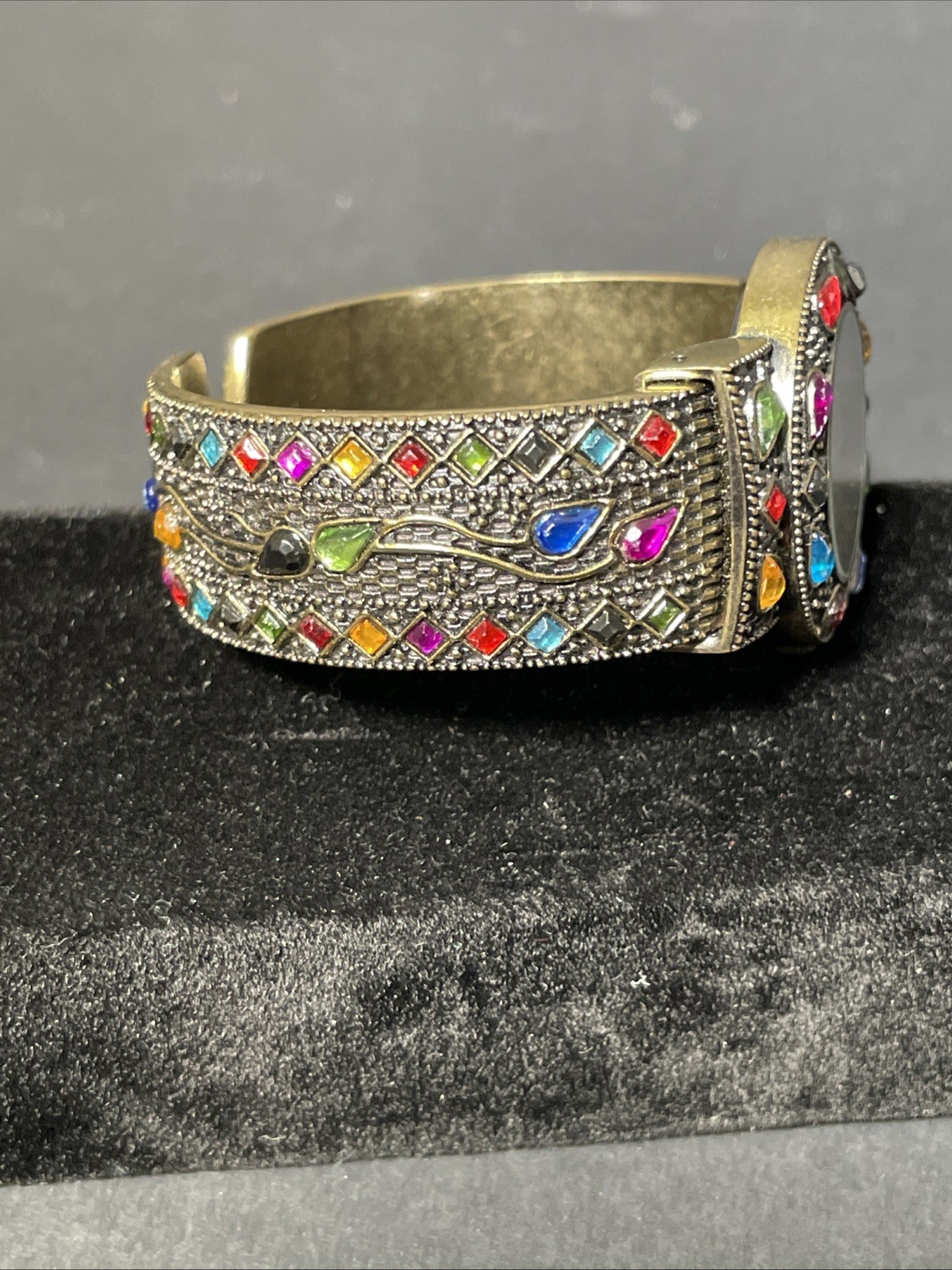 Chicos Bangle Watch Multi Color Stones Women New Battery