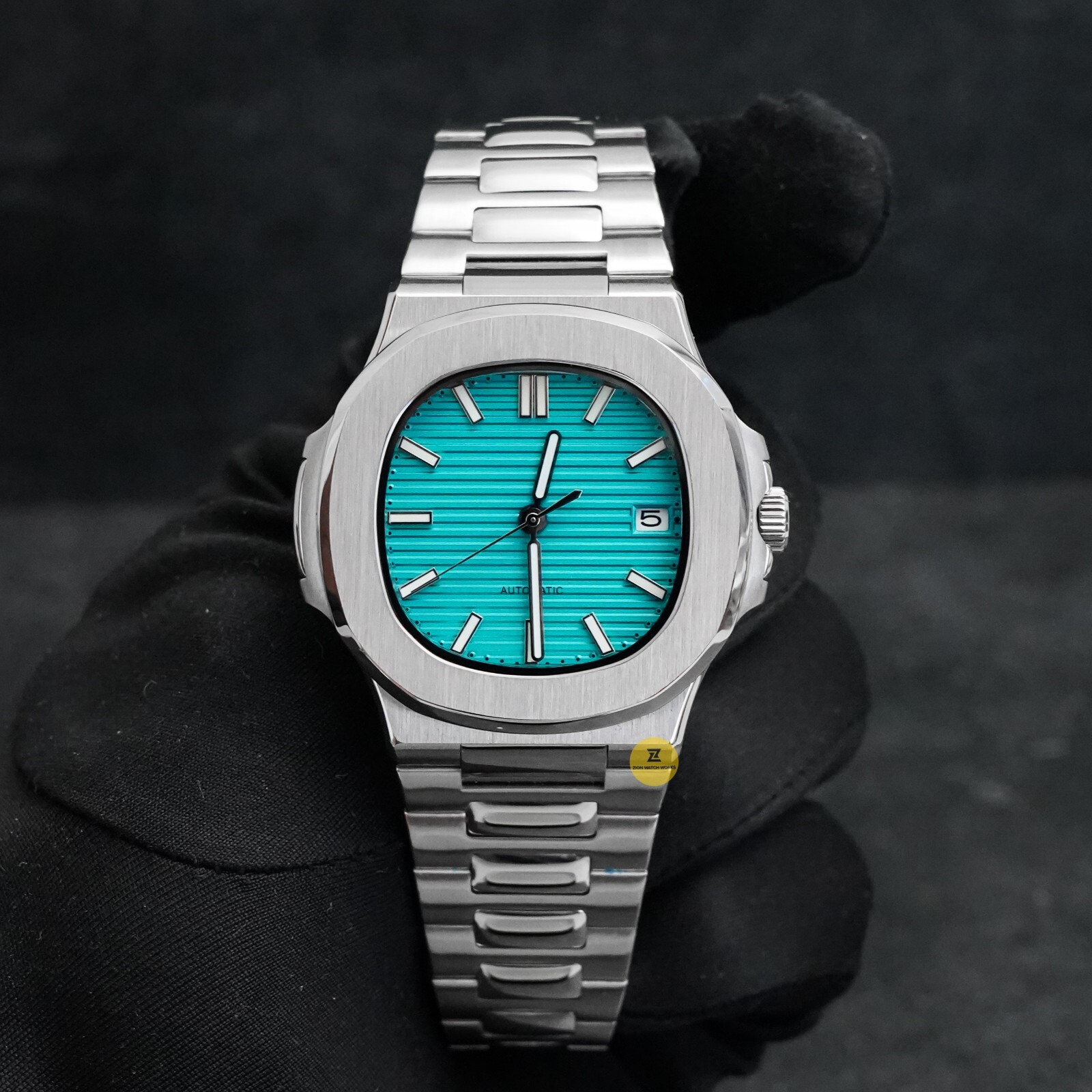40mm Tiffany Blue No Logo Dial Nautilus Style Custom Watch w/ NH35 Movement