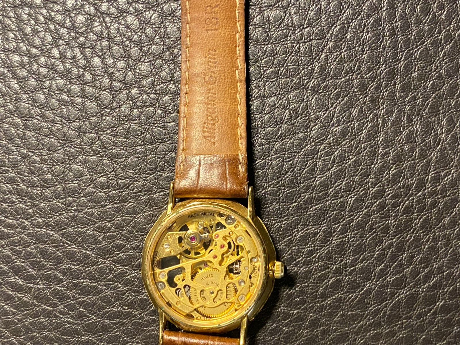 BULOVA GOLD SKELETON Unisex Leather 32mm Watch Onyx Screw