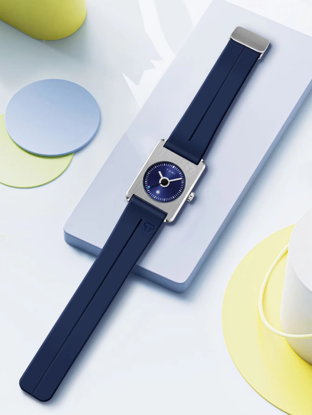 TOMI Minimalist Rectangle Quartz Watch Unisex Silicone Strap Magnetic Clasp 42mm