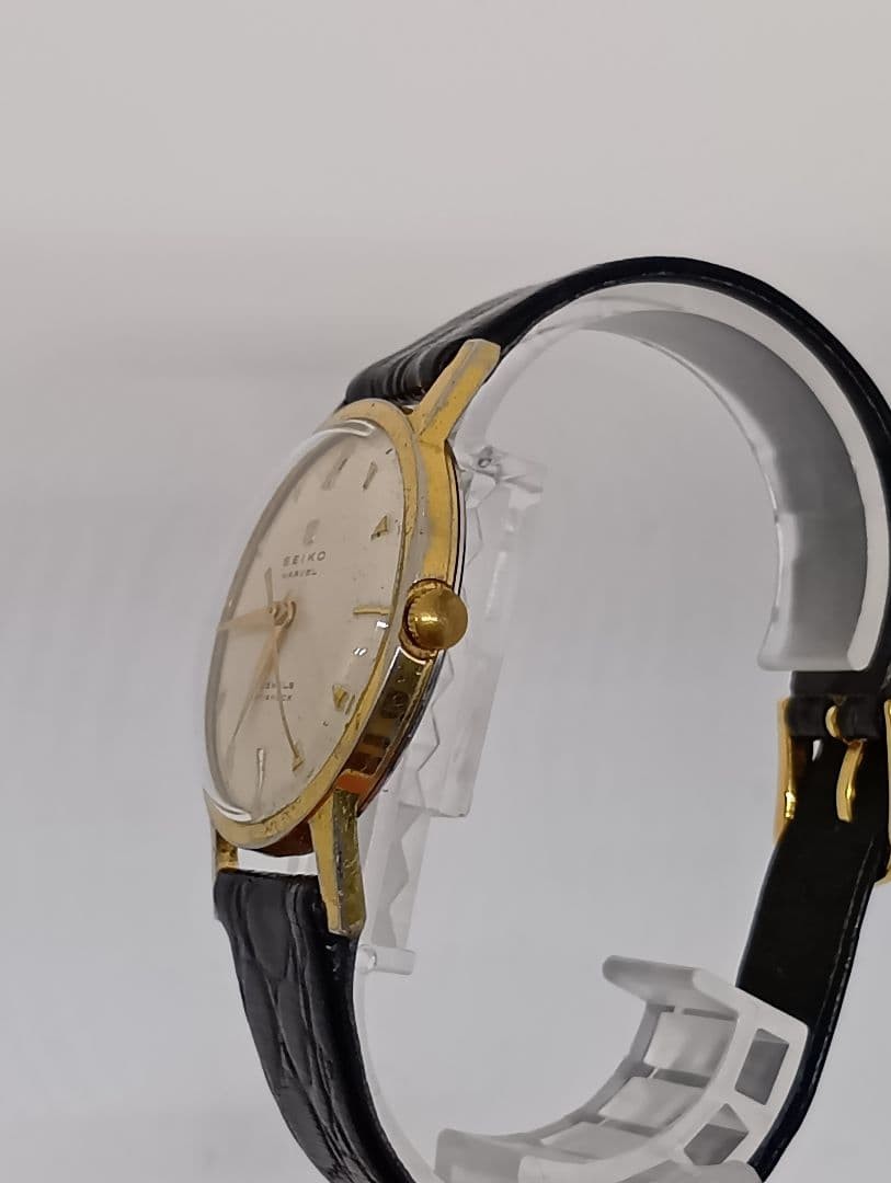 Rare SEIKO MARVEL 17 JEWELS Hand Wound Wristwatch Working