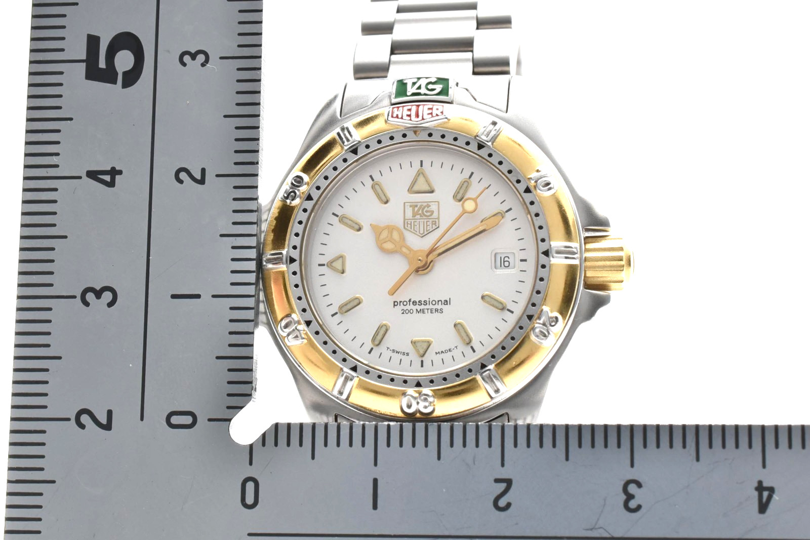 ▶️ [ Near MINT ] TAG Heuer 4000 Professional WF1420-0 28mm Quartz Women’s Watch
