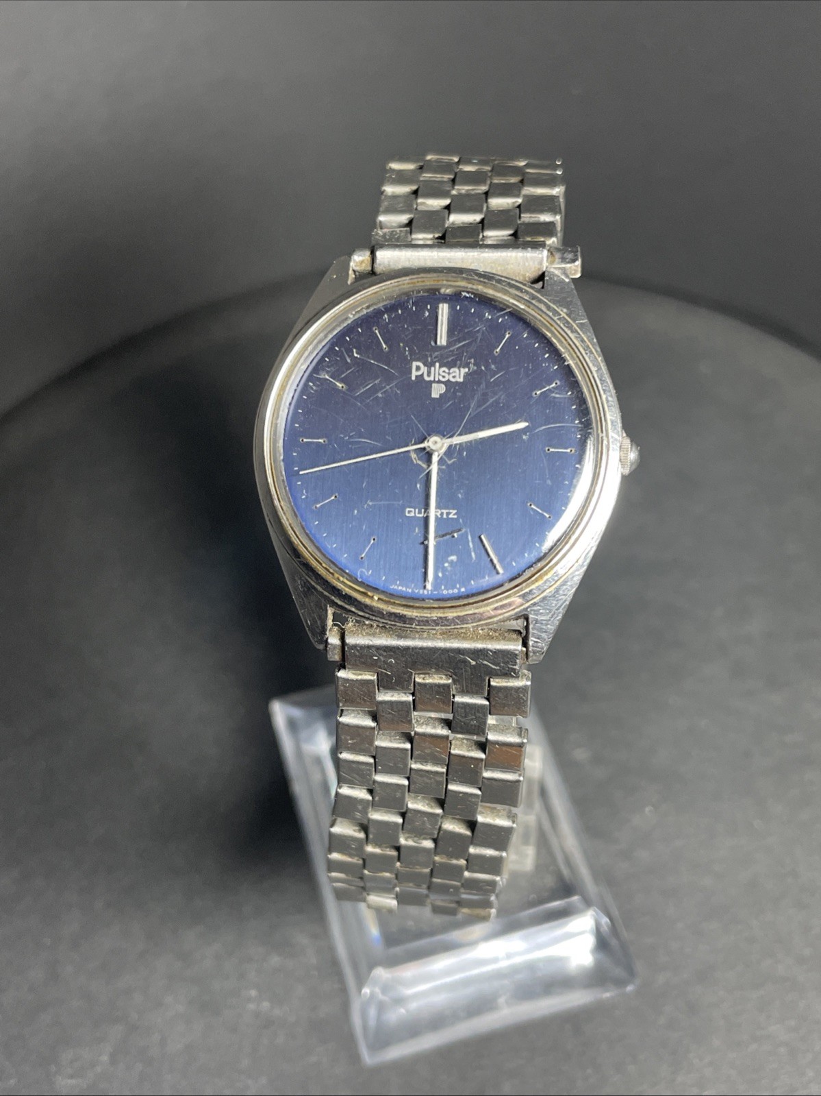 Vintage 1980’s Pulsar Mens Wrist Watch Silver Tone Blue Dial Y551-8009 #0058