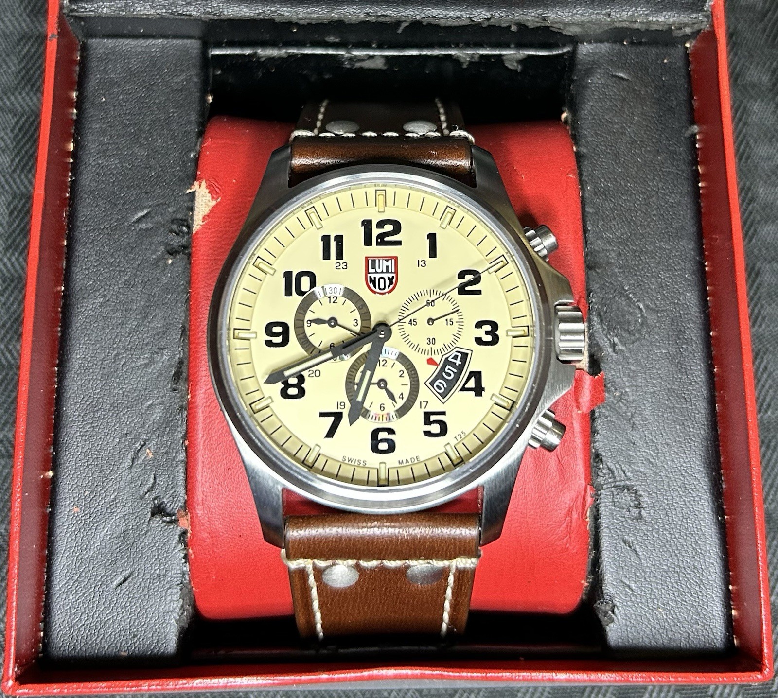 Luminox Atacama Field Chronograph Alarm 1880 Series Swiss quartz watch like new