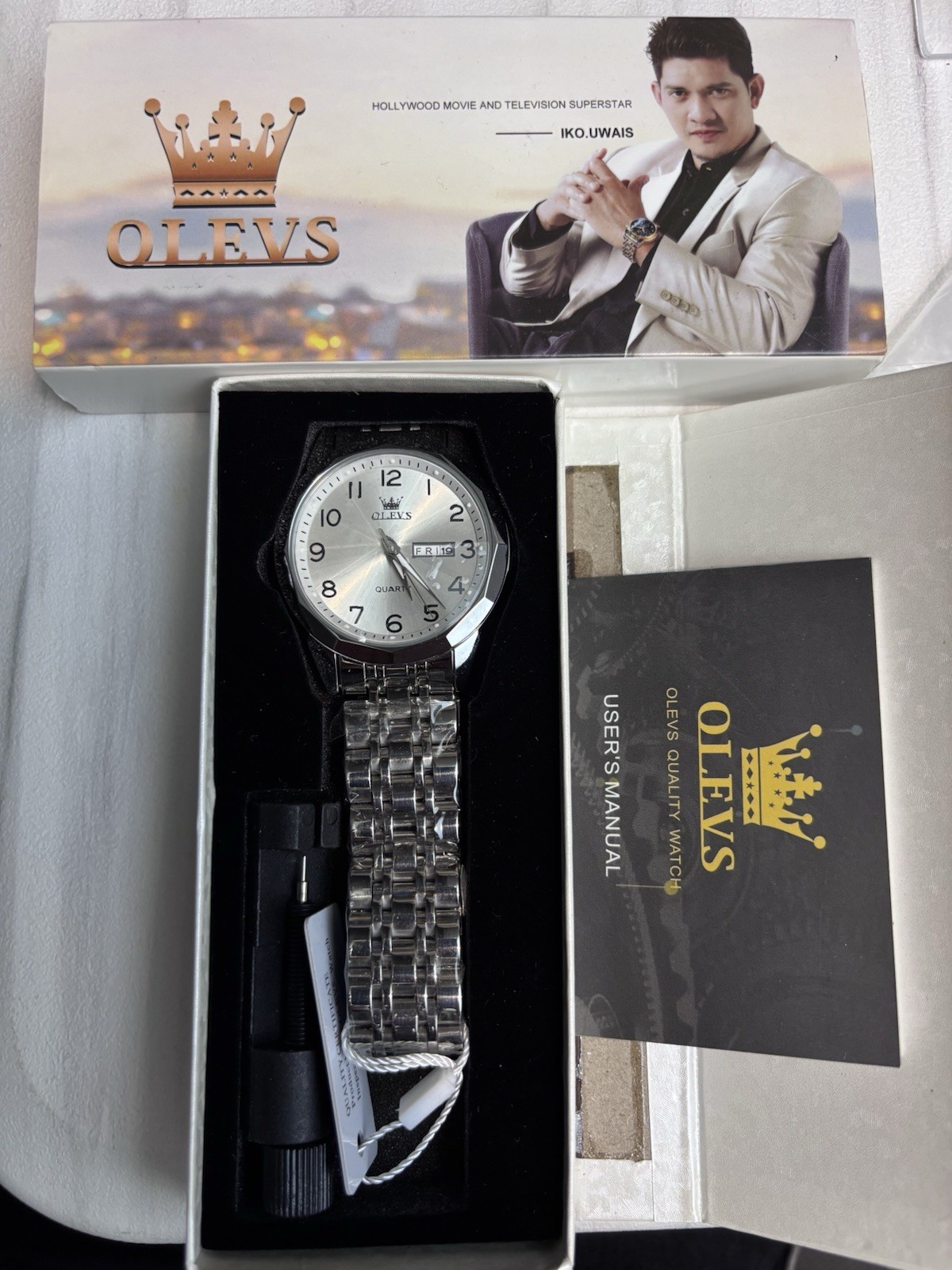 OLEVS mod no 9970G 30m White Dial Arabic Day/Date SS Bracelet w/ Box