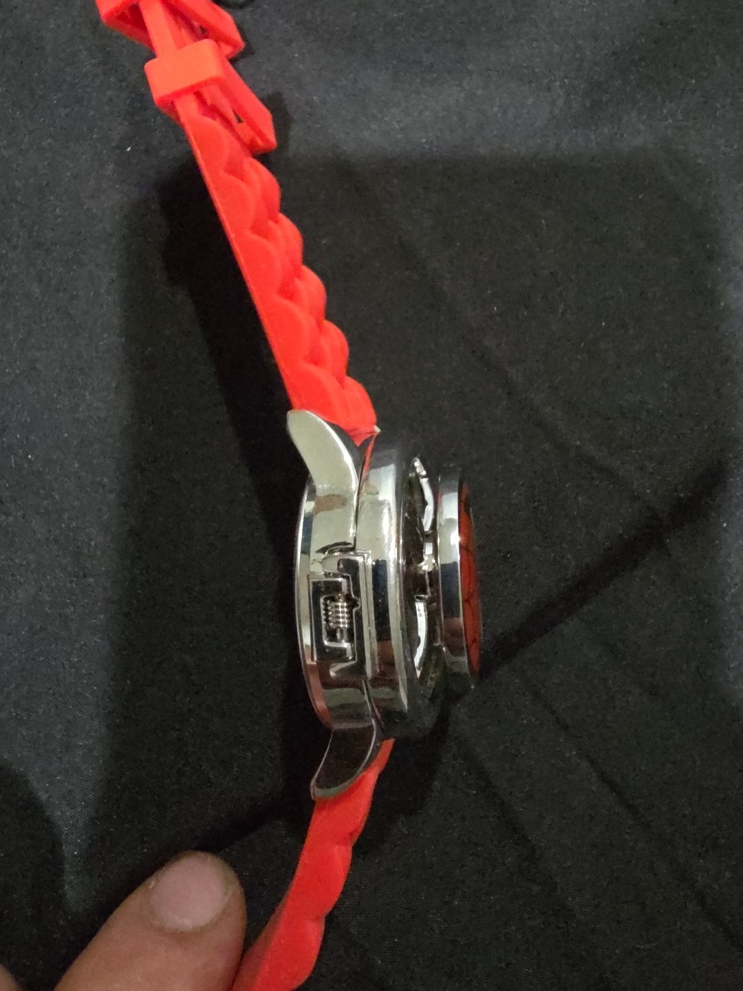 Marvel Spider-Man Unisex Children’s Watch with Metallic Spinner Top in Red
