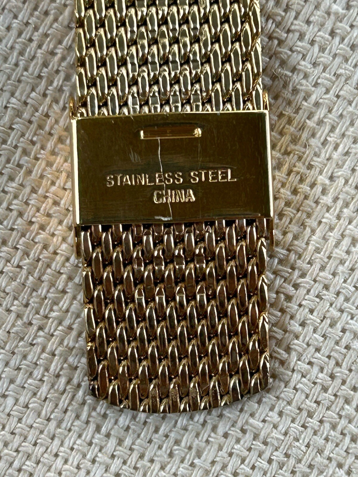 Paolo Gucci Flip Top & Crystal Gold Mesh Bracelet Watch women’s 8.24″