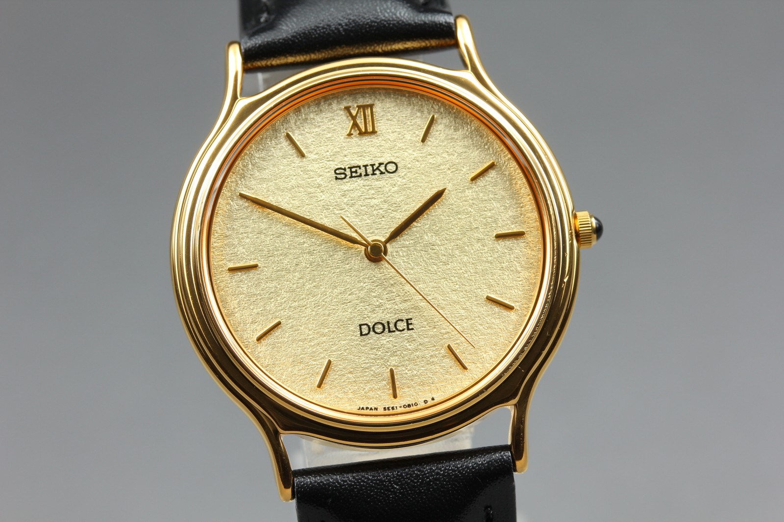 [Near MINT] Seiko Dolce 5E61-0A70 32mm Gold Round Roman HAQ Quartz Mens Watch