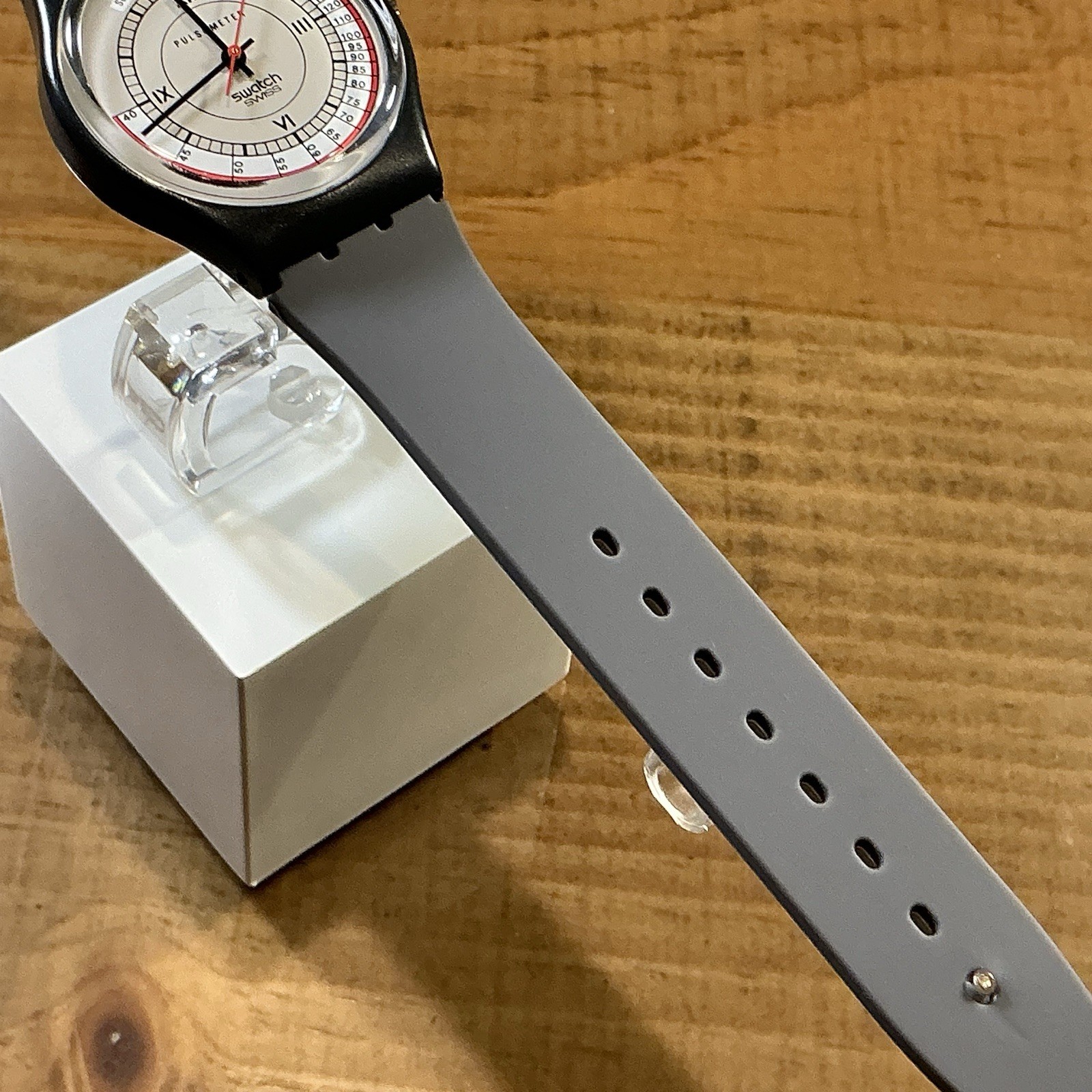 PULSOMETER – GA106 – 1980’s – NEW STRAP – 34mm