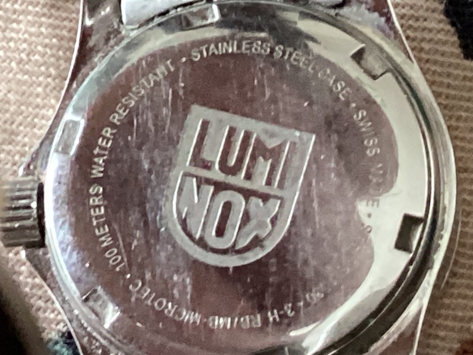Luminox Dive Watch Women 29mm Blue Dial Stainless Date Diver 1530 dead Battery