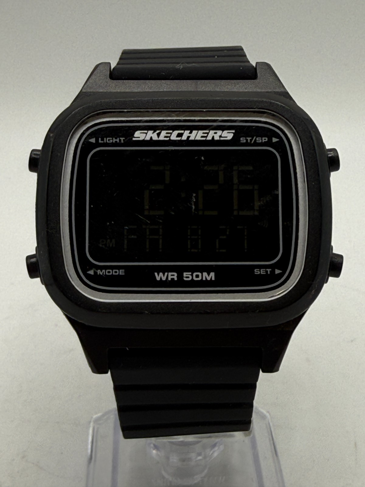 Sketchers SR5258 50 Meters 165 Feet Water Resistant Sainless Steel Back