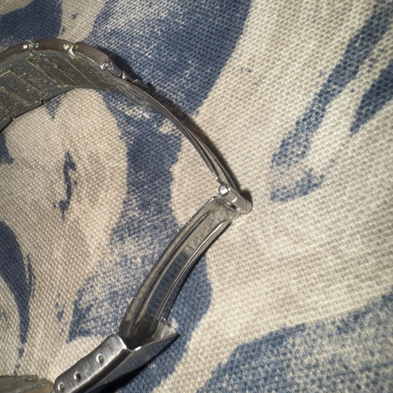 Cherokee Unisex Adult Silver Toned Link Band Analog Watch *Working* FAST SHIP