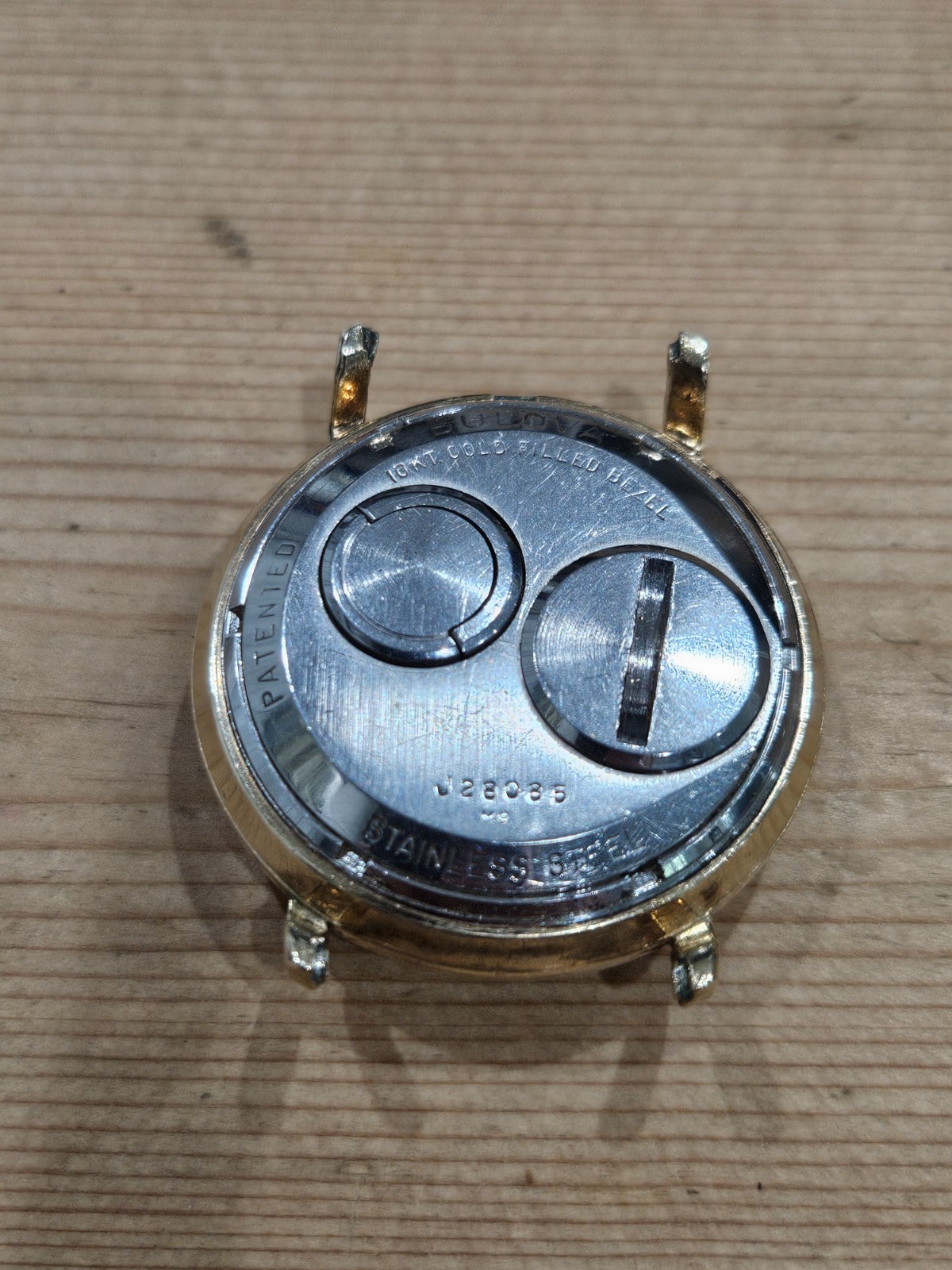 VTG Bulova Accutron Spaceview Tuning Fork Watch 1969 – 10K Gold Filled Bezel