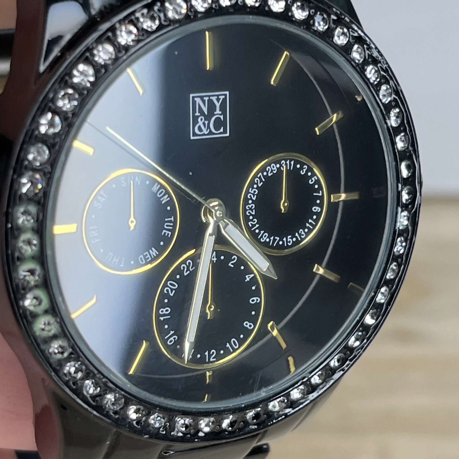 Ny&C Women’s Watch Black Gem Set Bezel Round Dial Jewelry Clasp NEW BATTERY