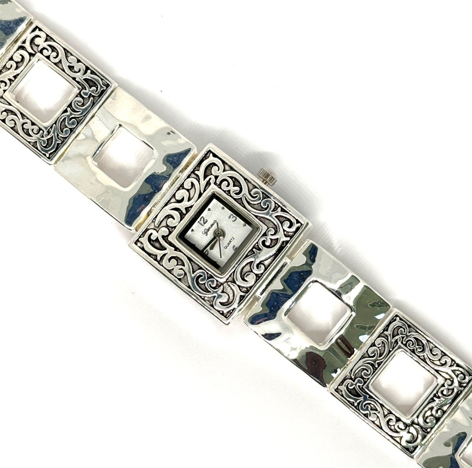 Silver Metal Ladies Watch Silver Face Bracelet Watch #1170