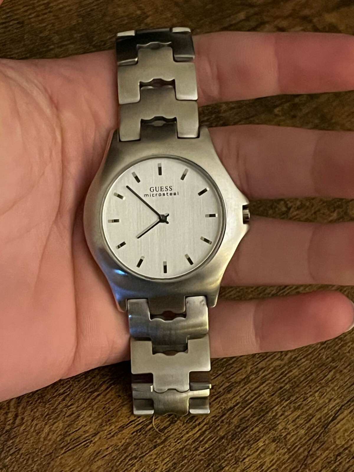 Guess Microsteel Quartz Watch G75399G Men Silver Ultra-Thin Analog